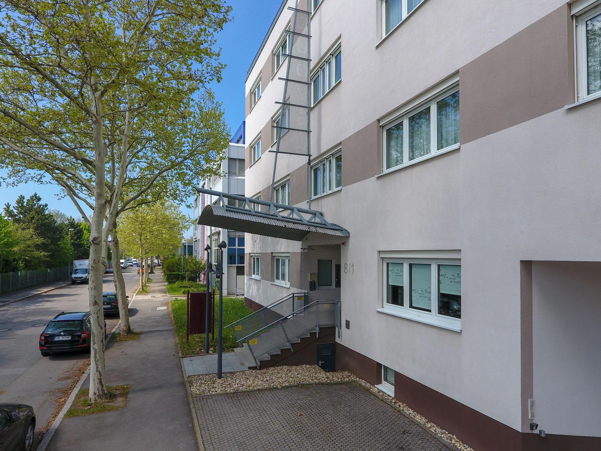 Vista Exterior Centro Hotel Boblingen, Trademark Collection by Wyndham