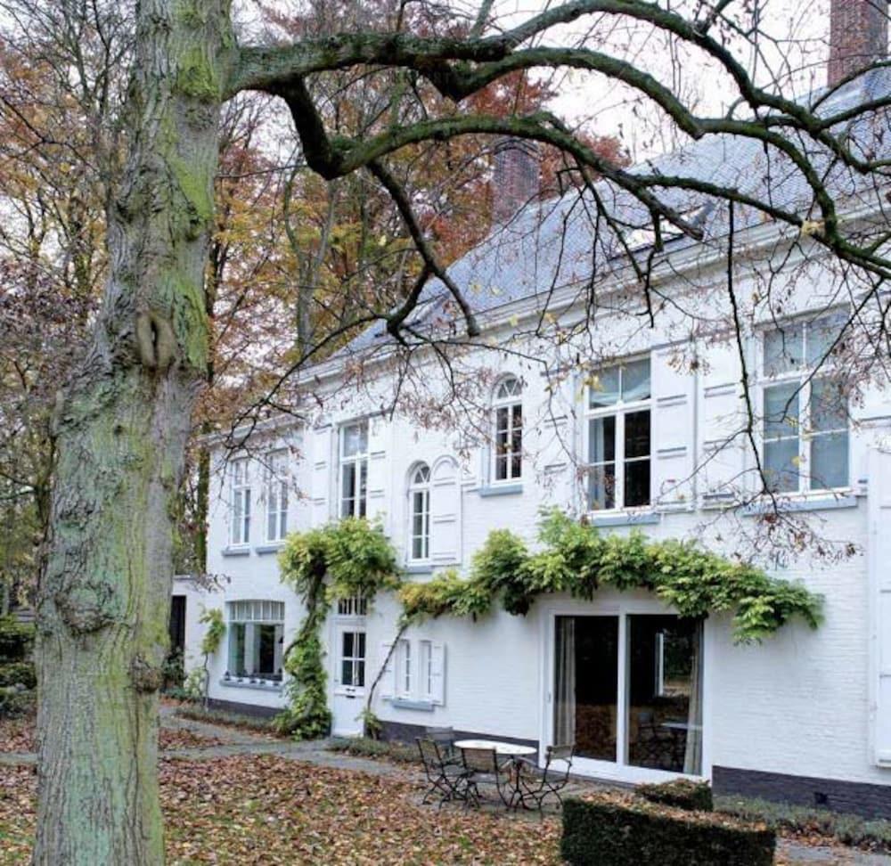 Vista Exterior 't Wit Huys Brugge