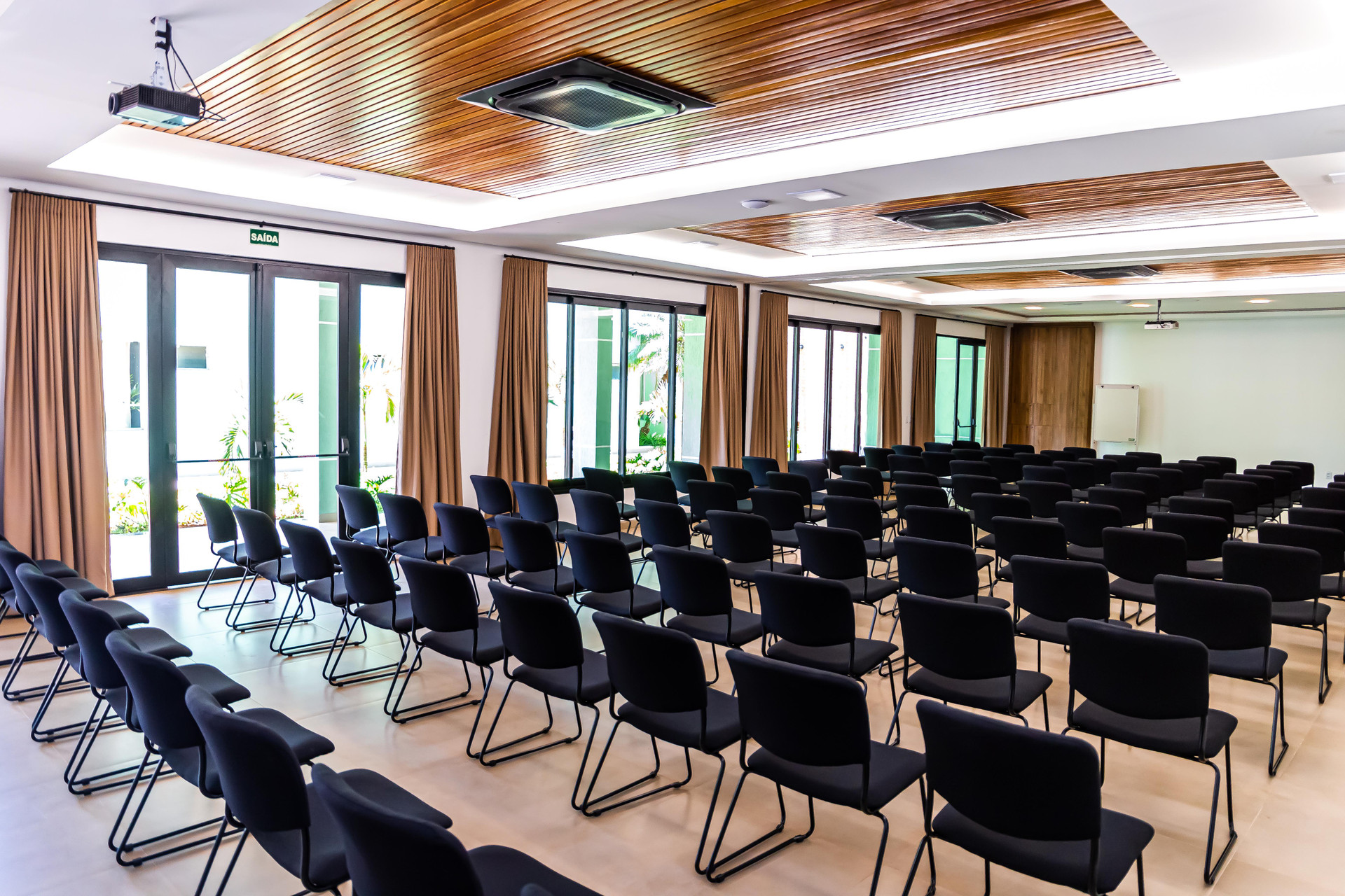 Sala de Reuniones Ellus Hotel