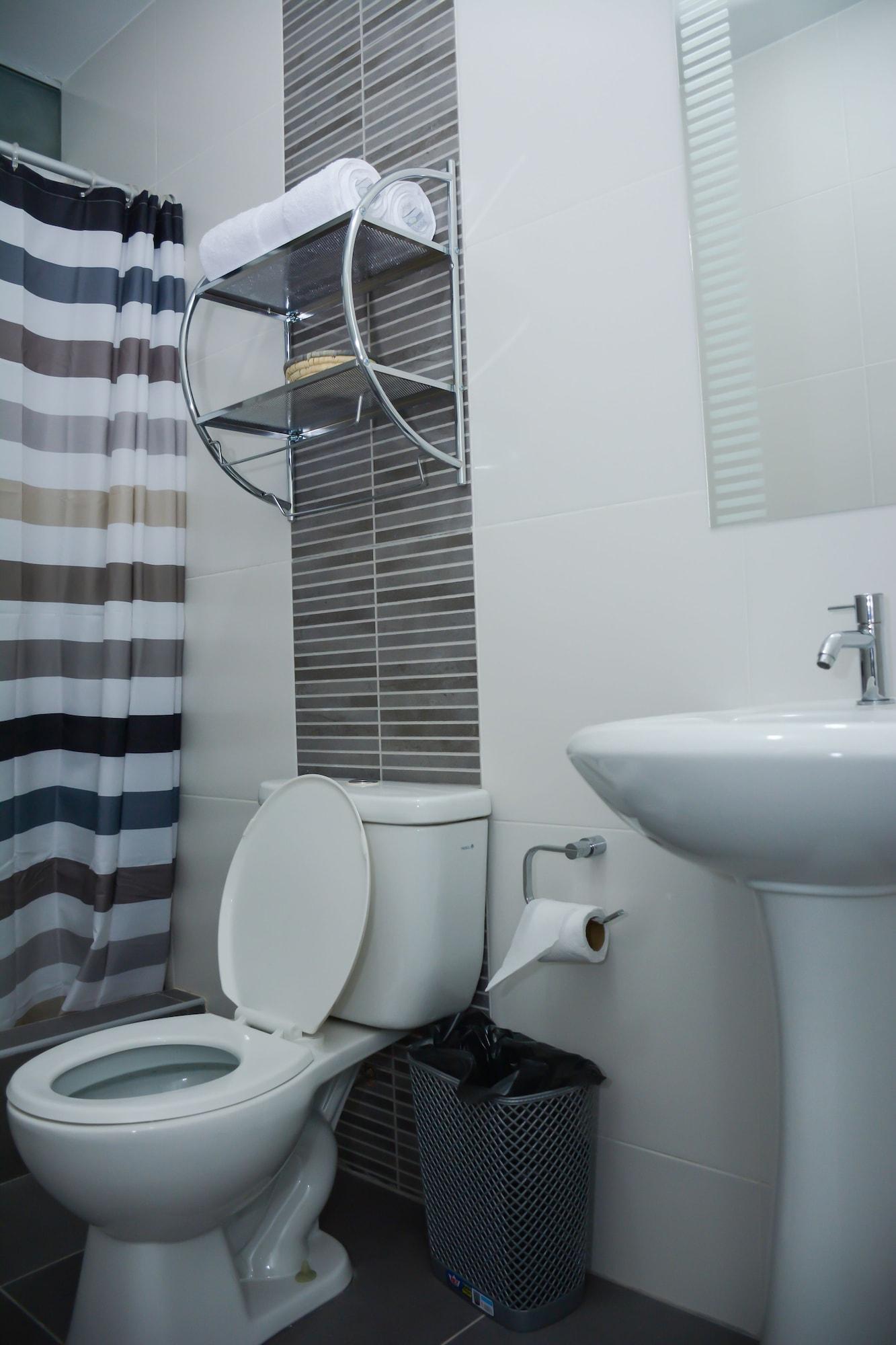 Baño Hostal Villa Santa