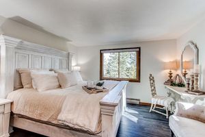 Alquiler Vacacional - Red Rocks Retreat ~ Hot Tub, Game Room, Serenity