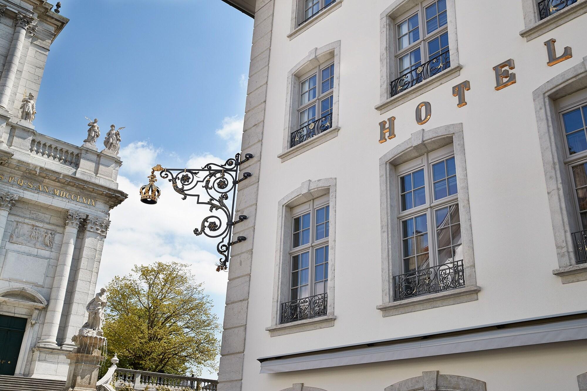 Comodidades del Alojamiento La Couronne Hotel Restaurant