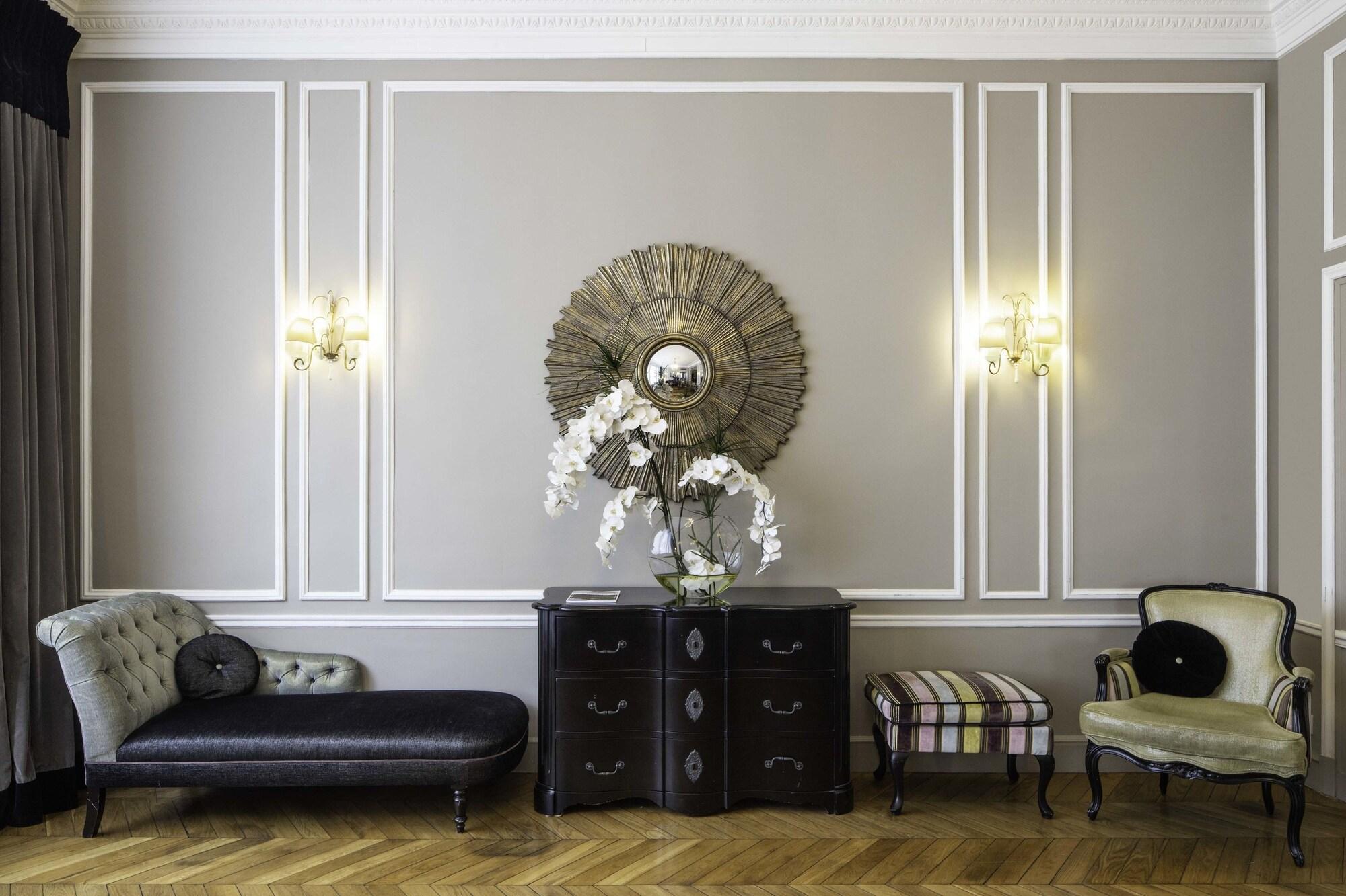 Vista Lobby Hôtel Bradford Elysées – Astotel