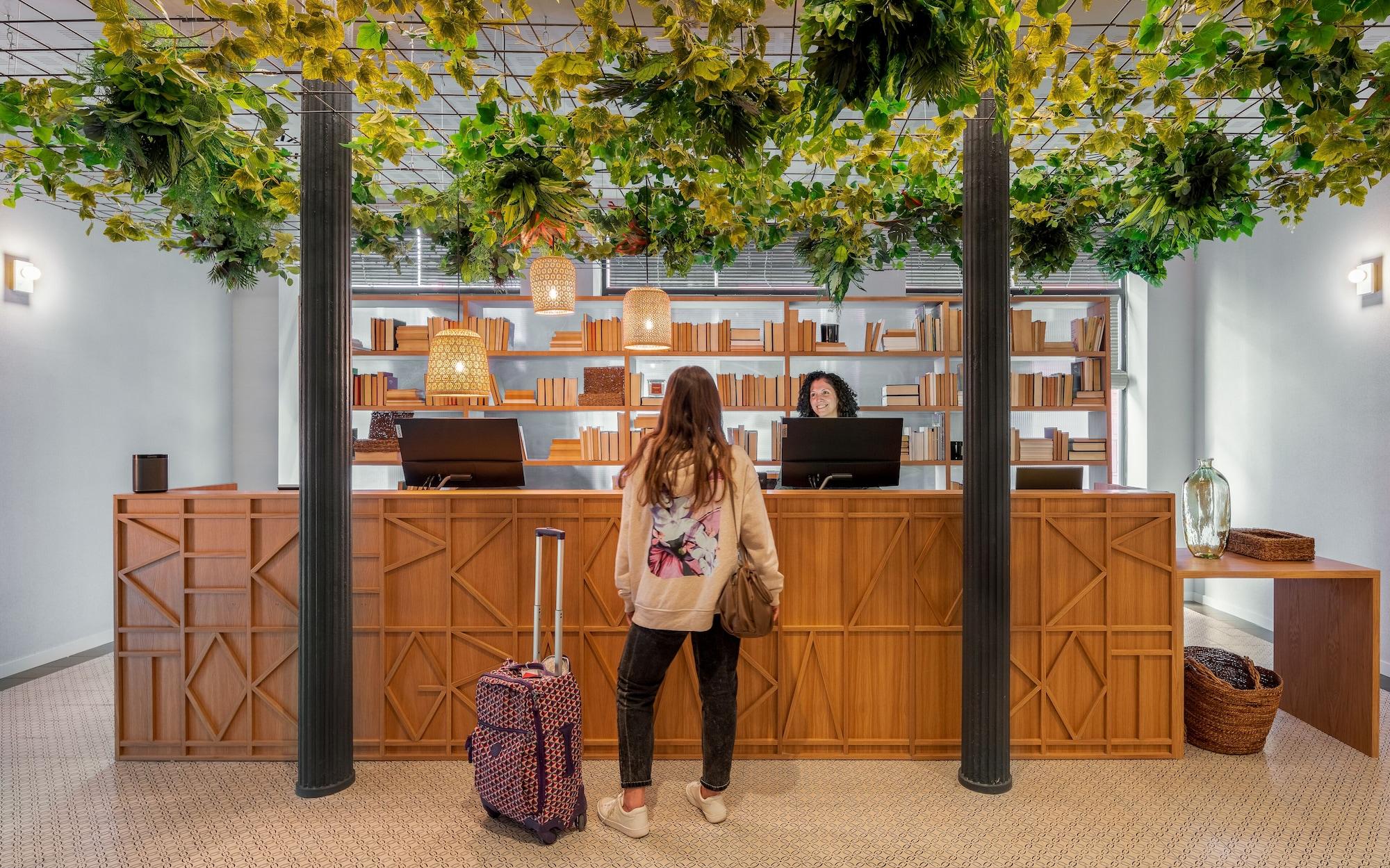 Vista Lobby Toc Hostel Granada