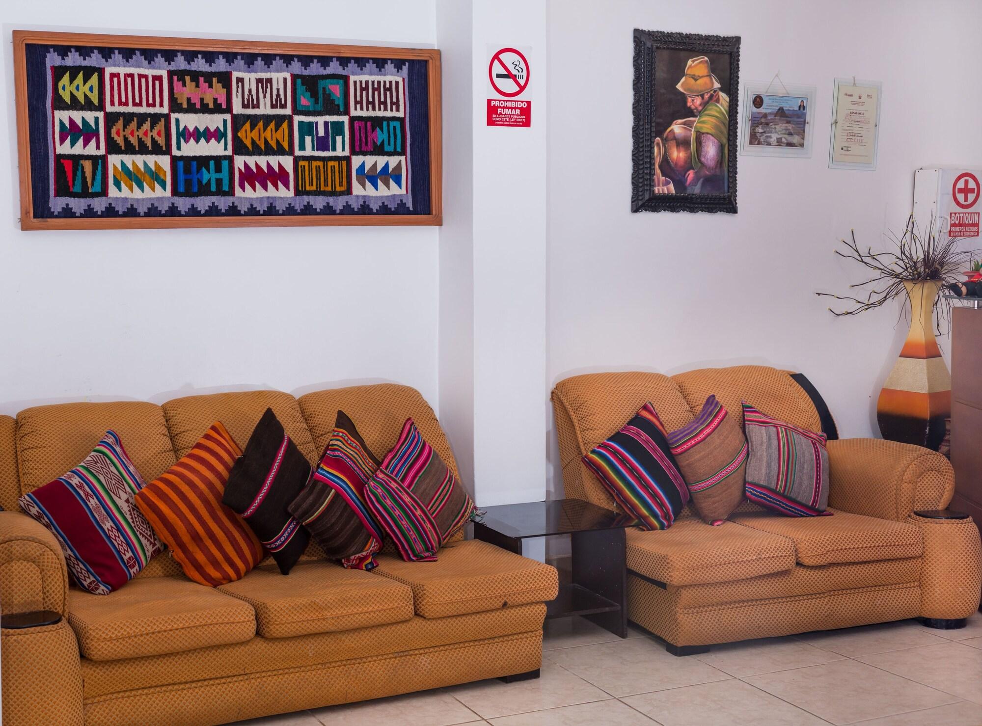 Vista Lobby The Tayta Hostal