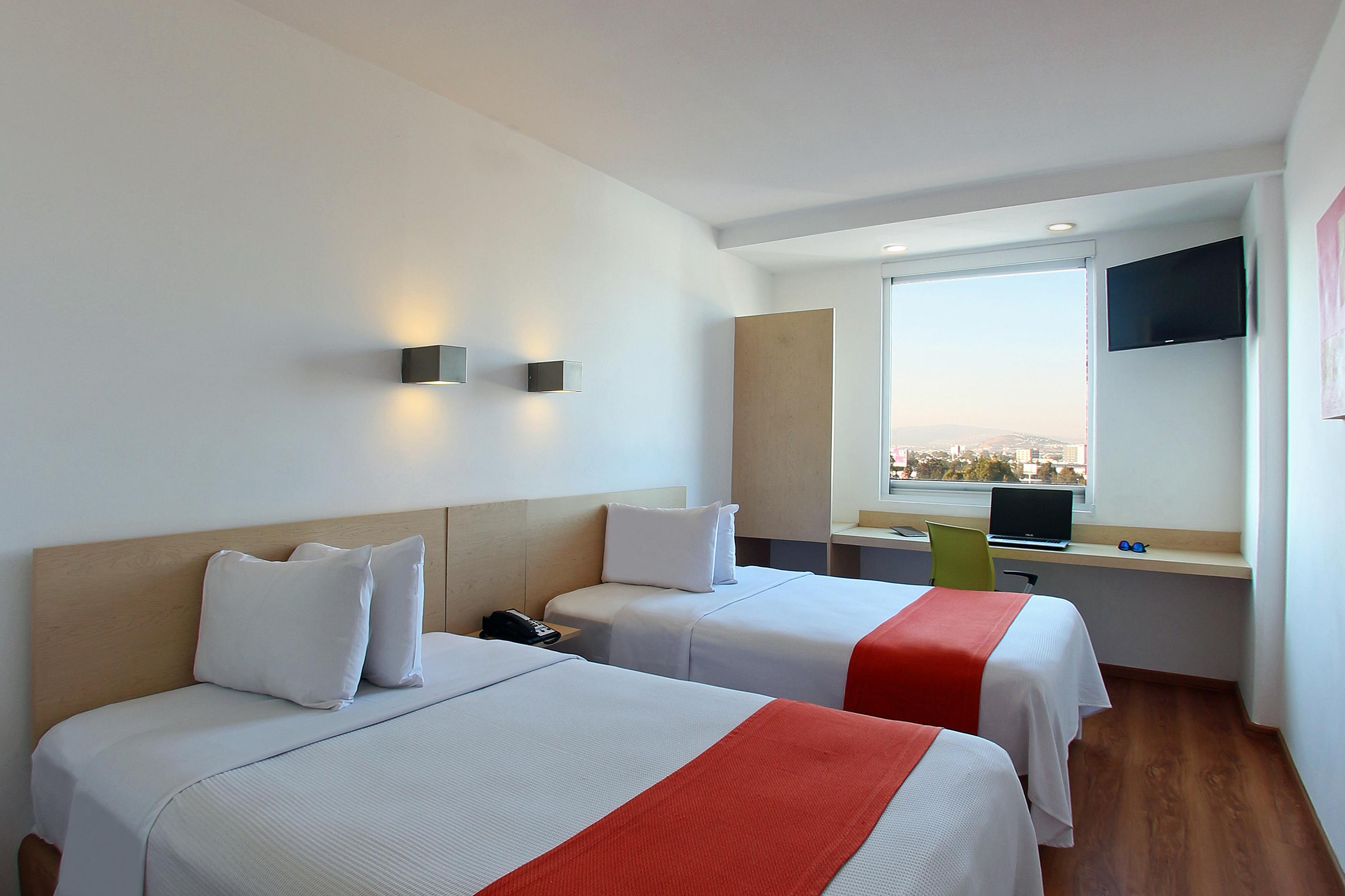 Habitación one Queretaro Plaza Galerias
