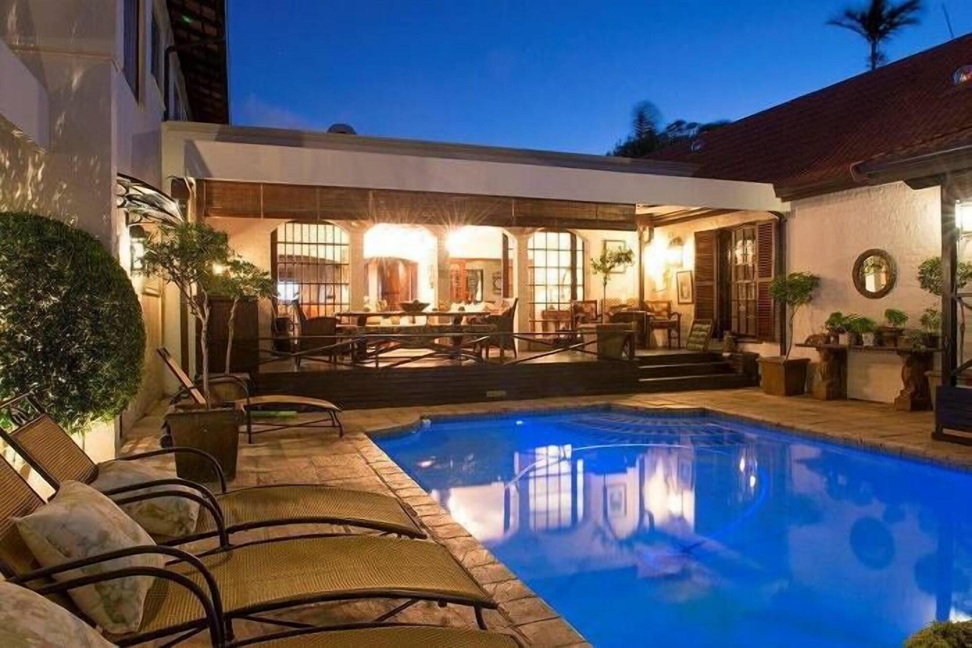 Vista Piscina Five Burnham