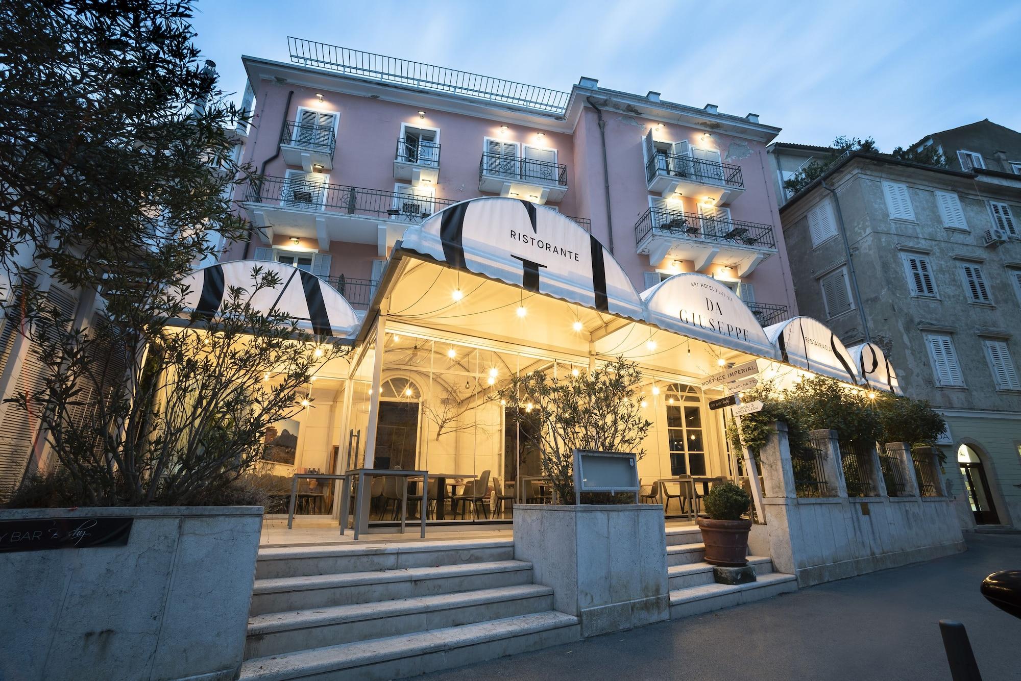 Vista Exterior Art Hotel Tartini