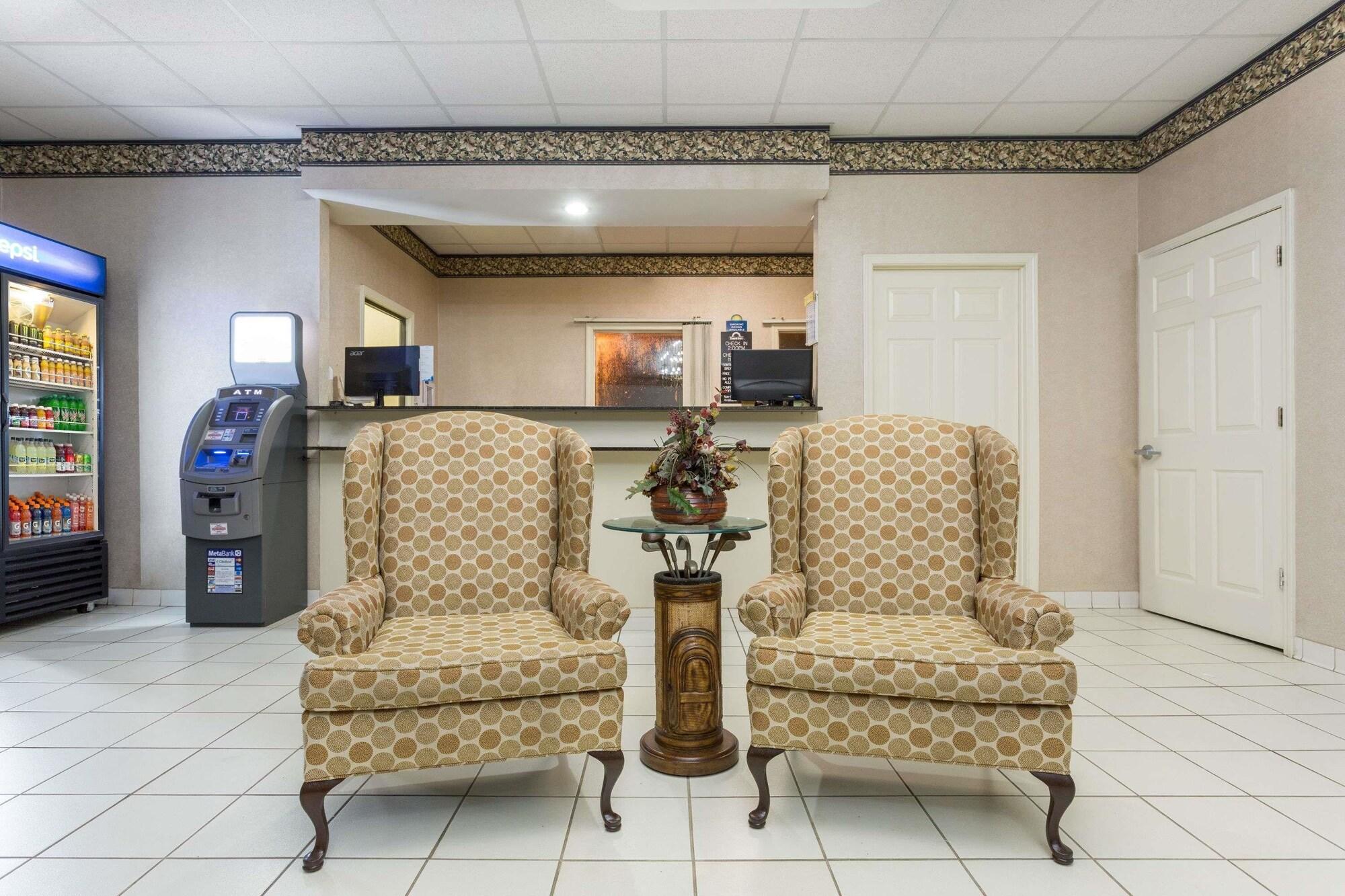 Vista Lobby Americas Best Value Inn & Suites Sumter