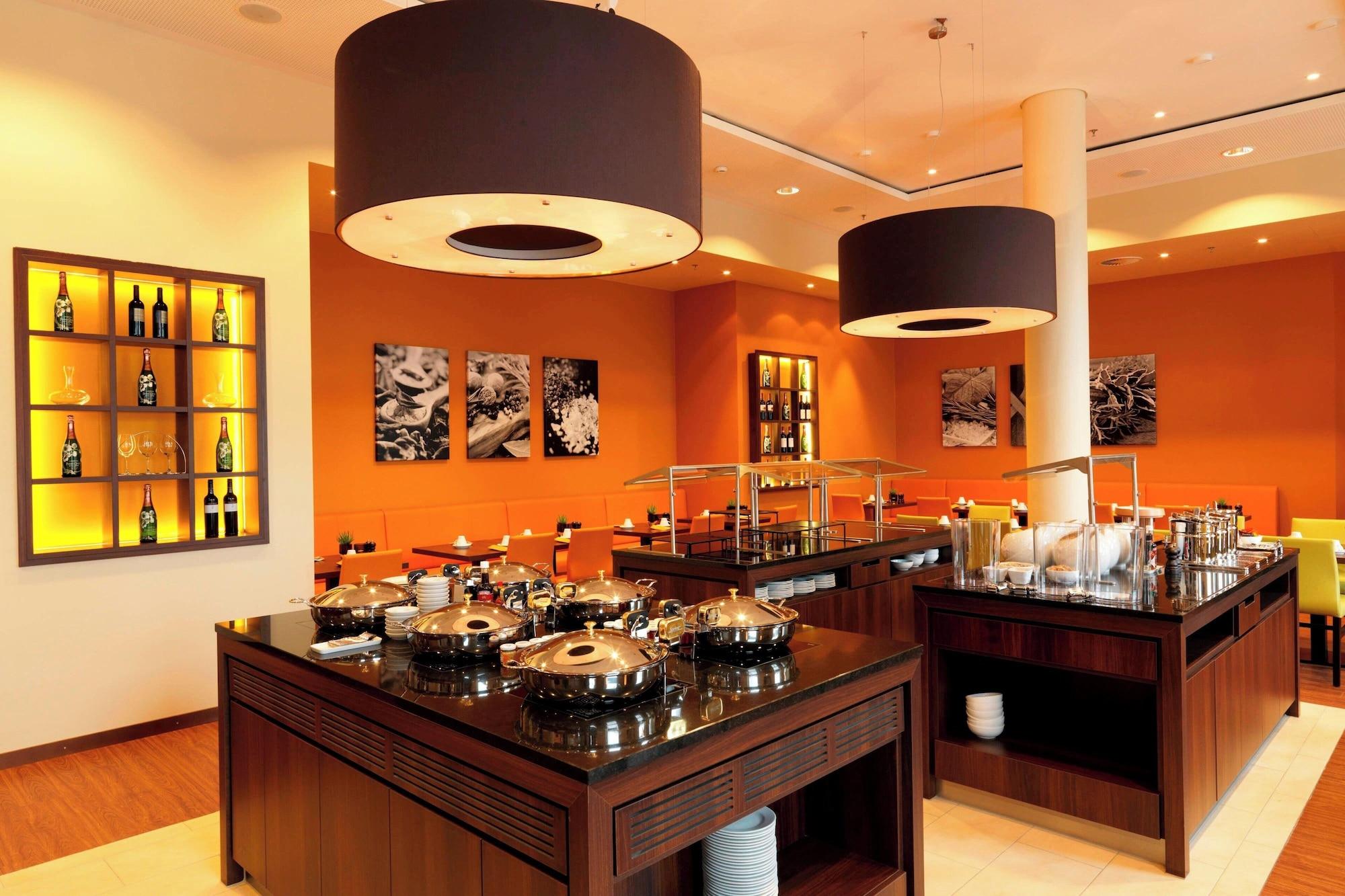 Restaurant Courtyard by Marriott Basel