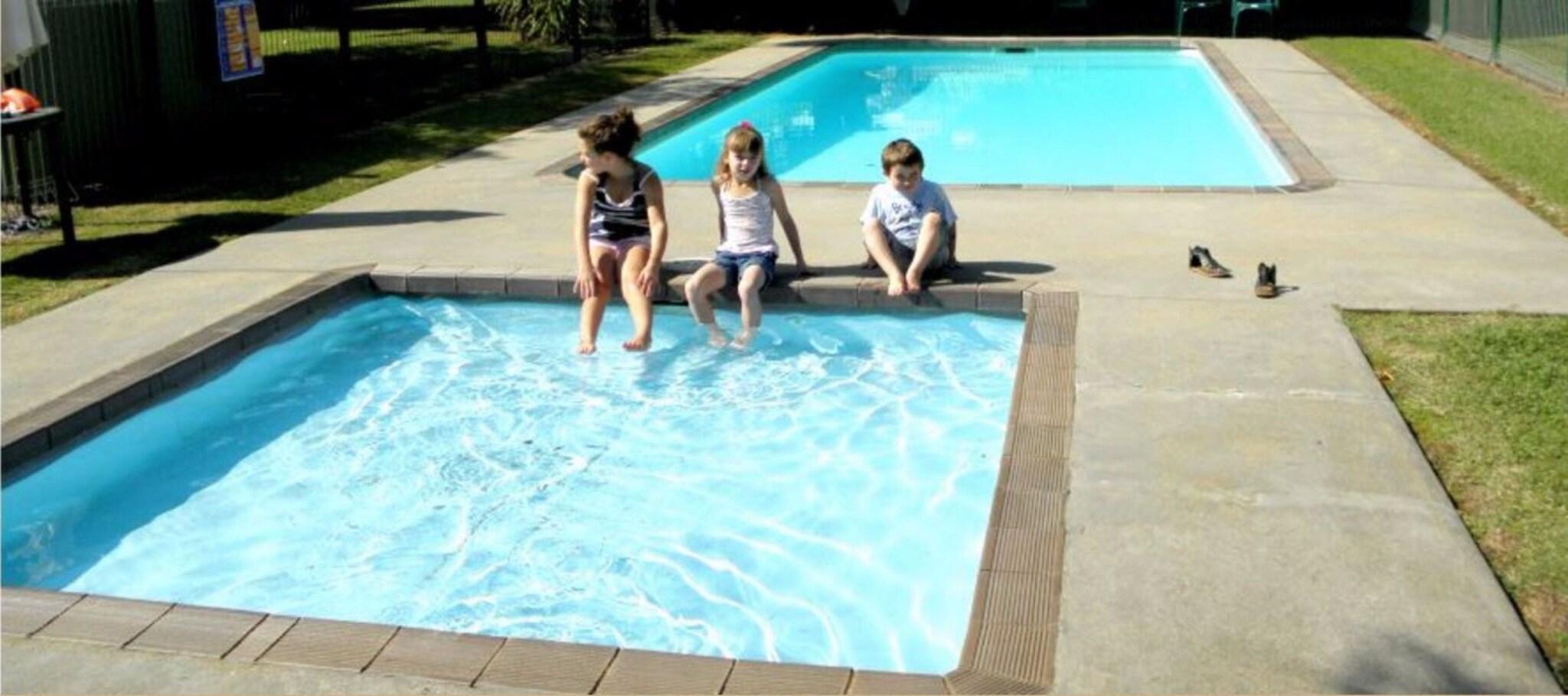 Vista Piscina High Country Motor Inn