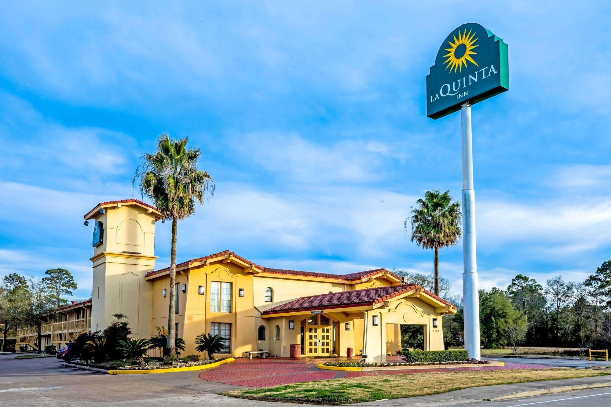 Vista Exterior La Quinta Inn by Wyndham Lufkin