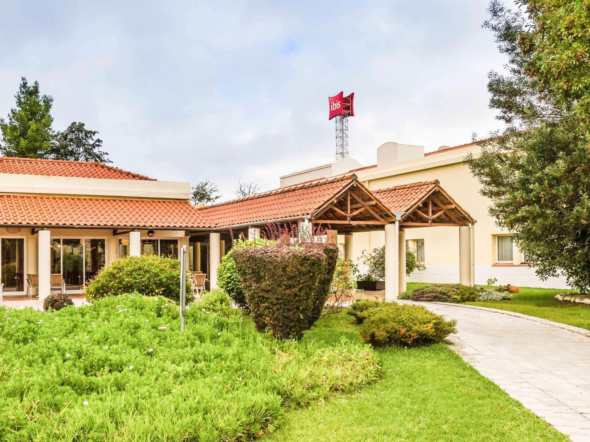 Vista Exterior ibis Setubal