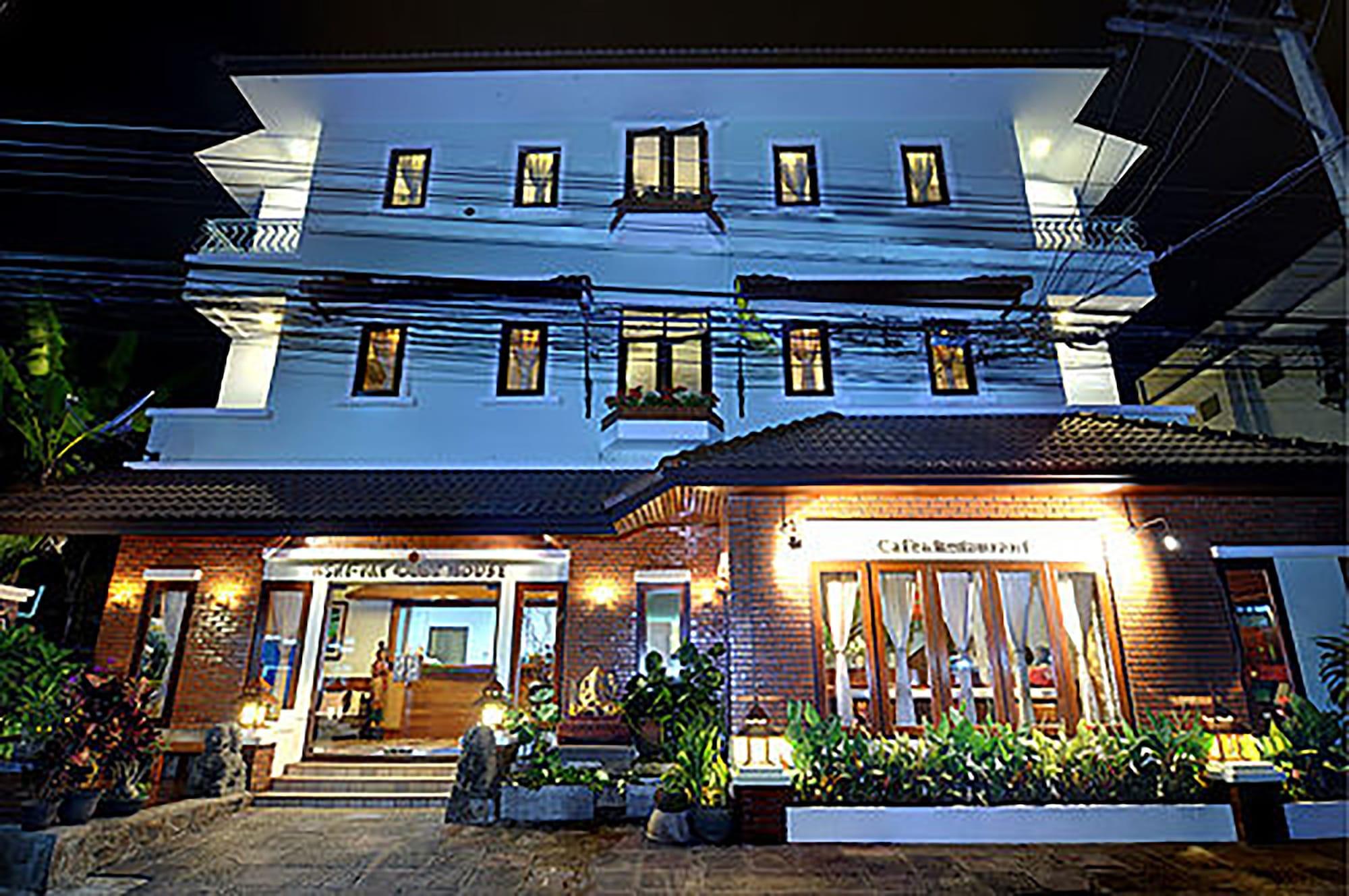 Vista Exterior Sri-Pat Guesthouse