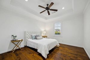 Alquiler Vacacional - Custom and Spacious 7-bedroom home in lovely Shenandoah with AC, pool and access