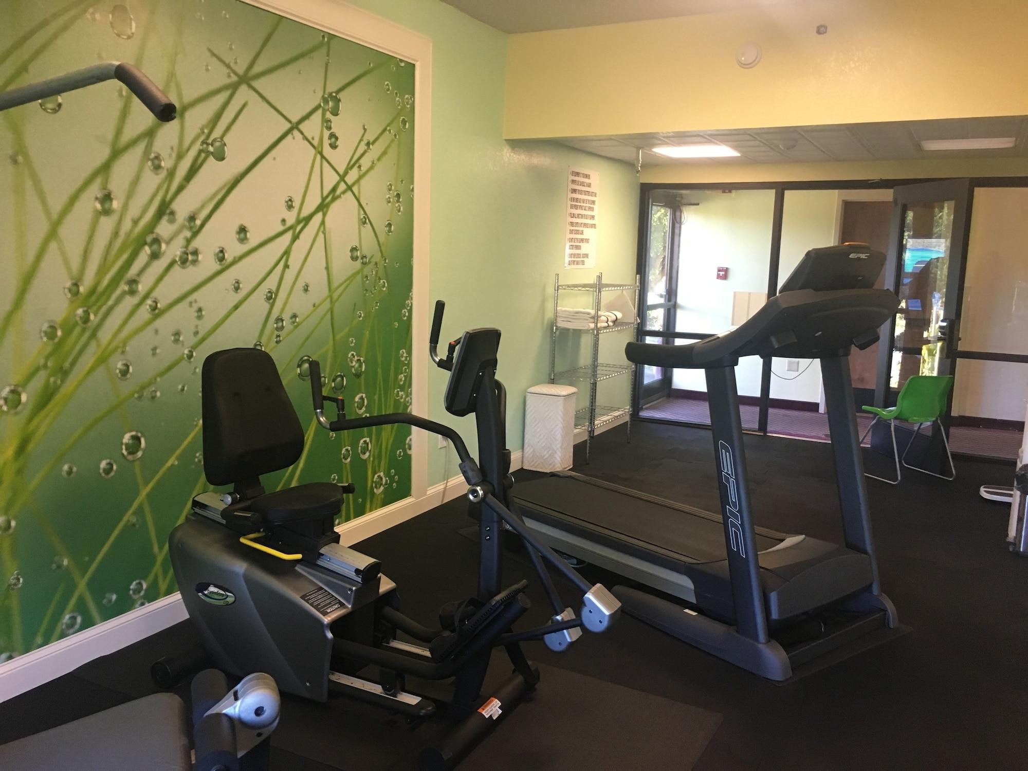 Gimnasio Mountain Inn & Suites