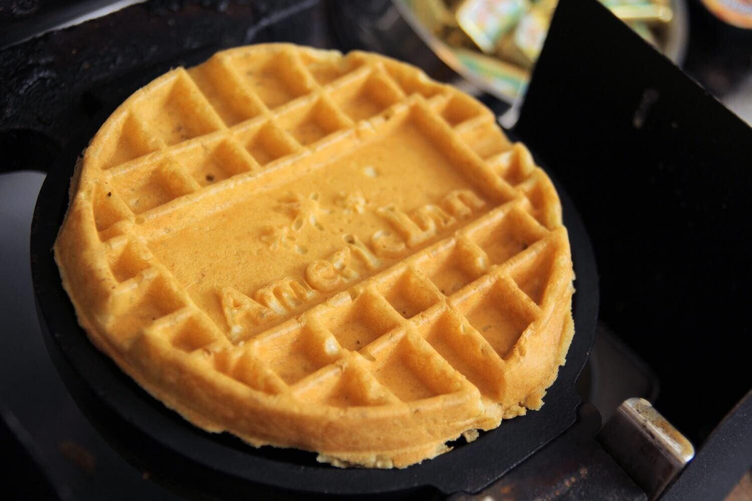 Restaurant AmericInn by Wyndham Forest Lake