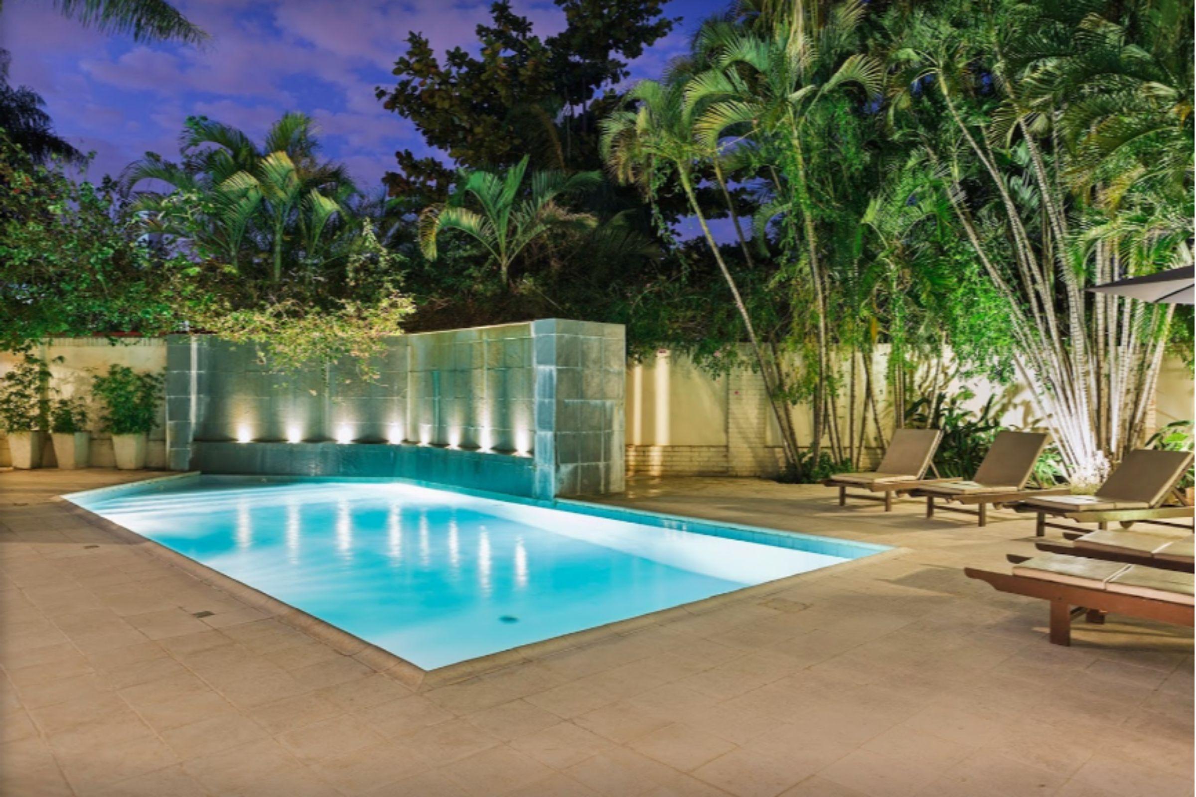 Vista Piscina Las Lomas Casa Hotel