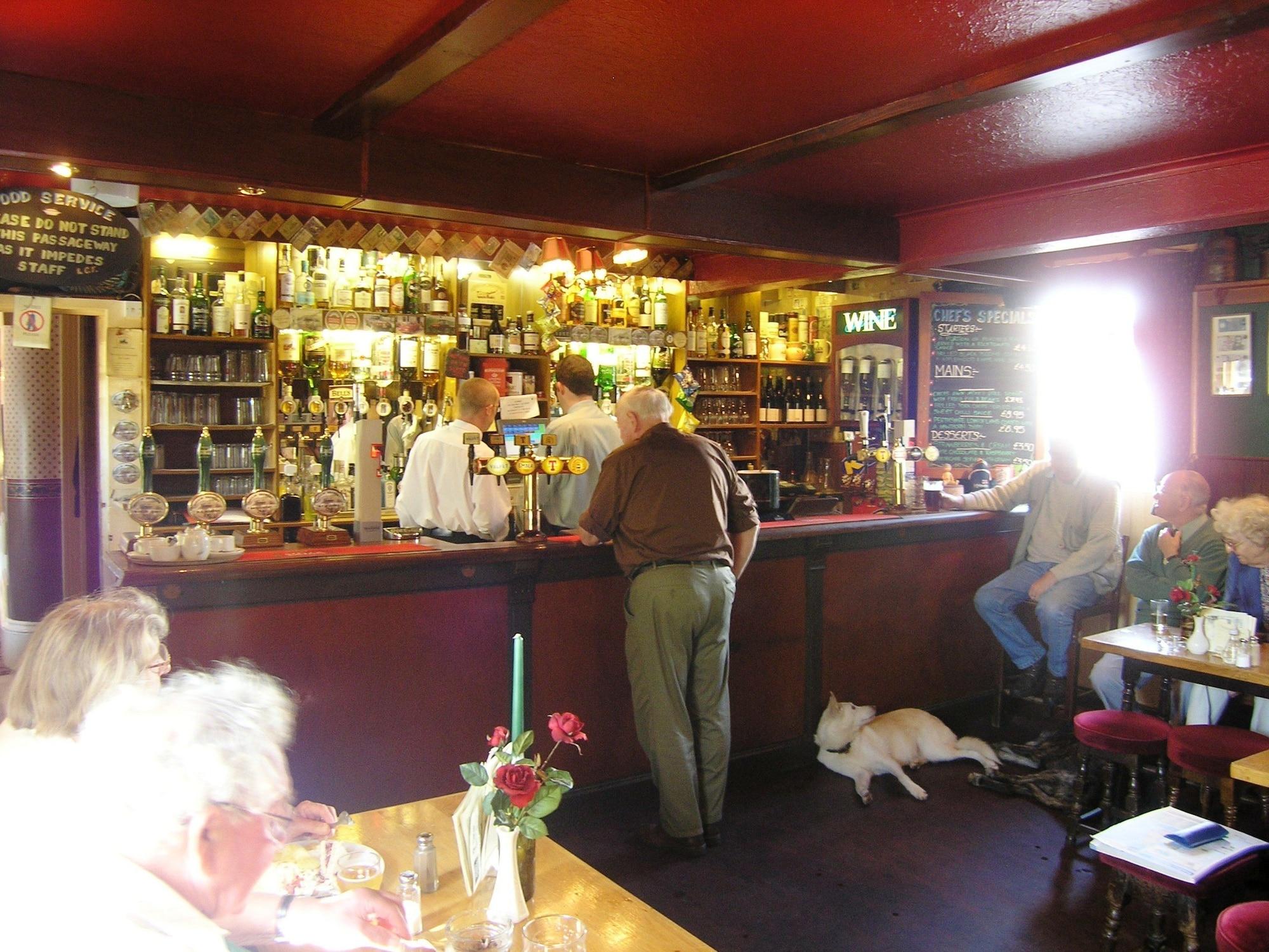 Bar/Salón Moulin Hotel