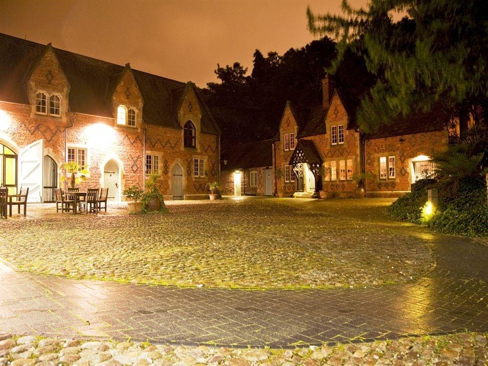 Vista Exterior Brownsover Hall Hotel