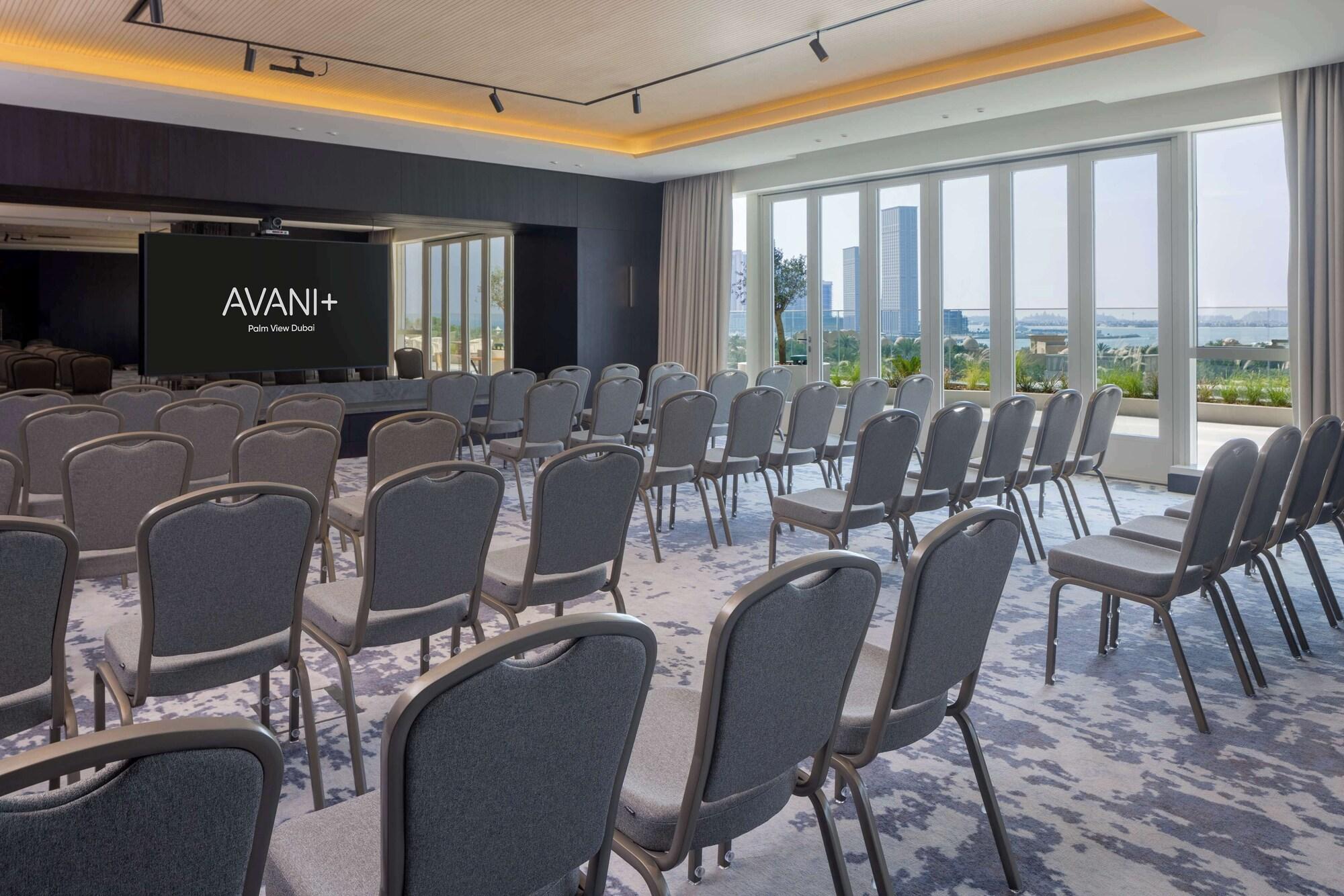 Sala de Reuniones Avani+ Palm View Dubai Hotel & Suites