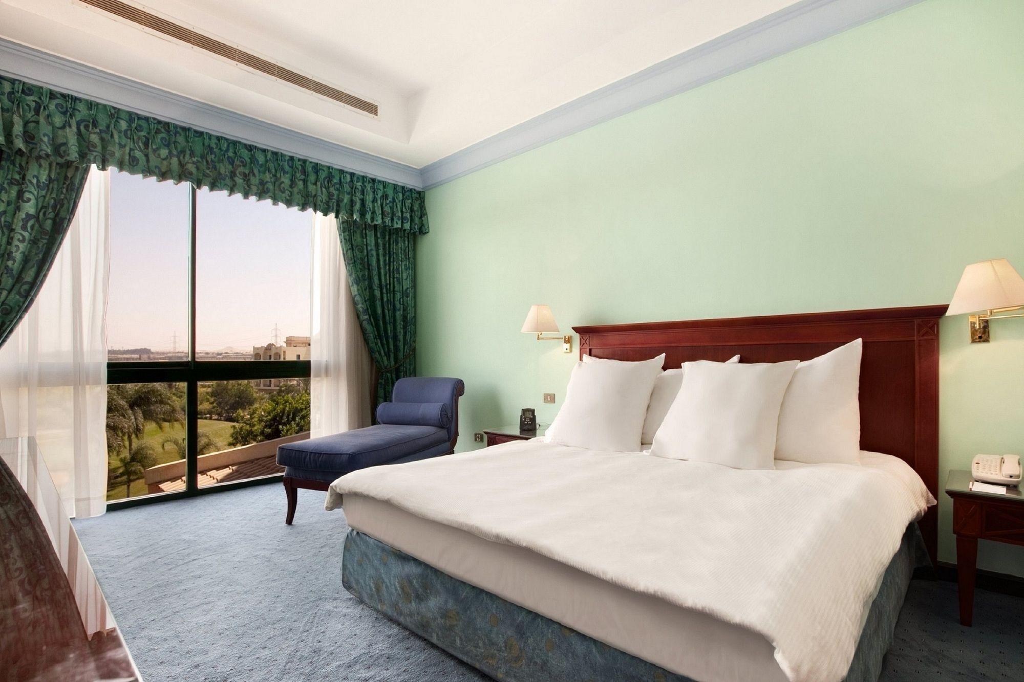Habitación Hilton Pyramids Golf