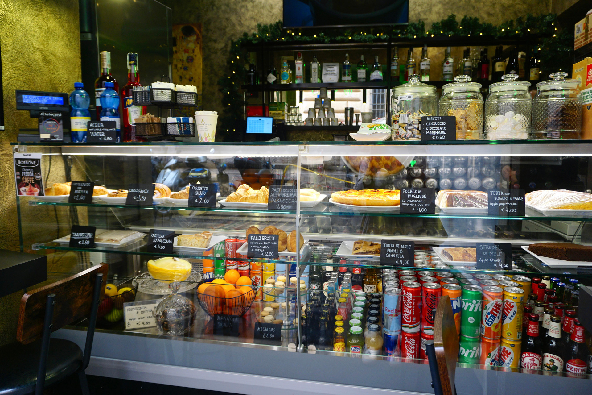 Bar/Salón Hotel Caravita