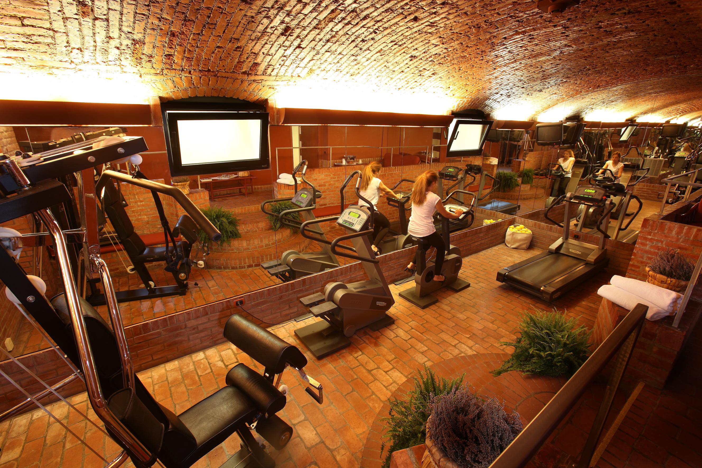 Instalaciones Recreativas Hotel Sanpi Milano