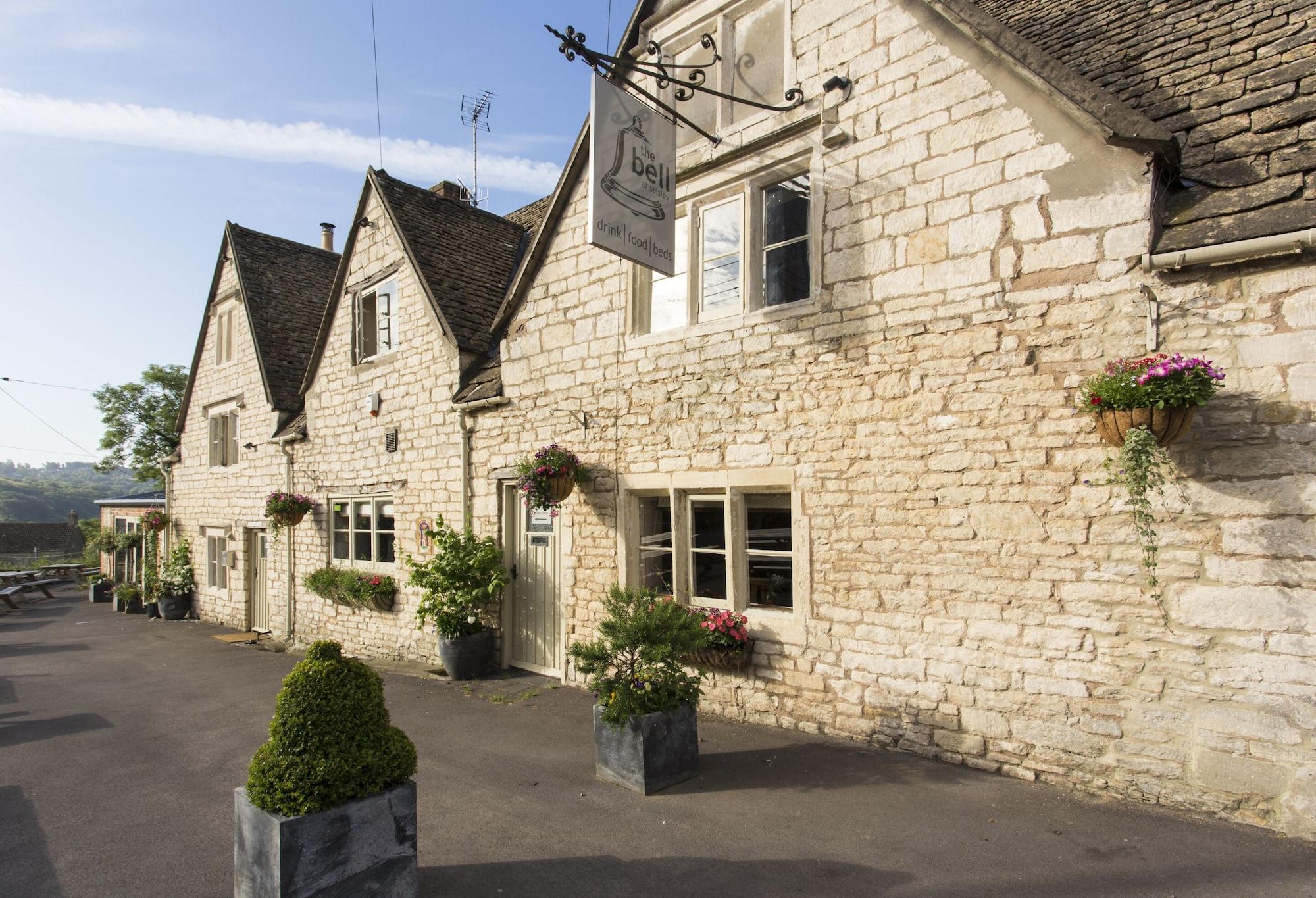 Vista Exterior The Bell Inn