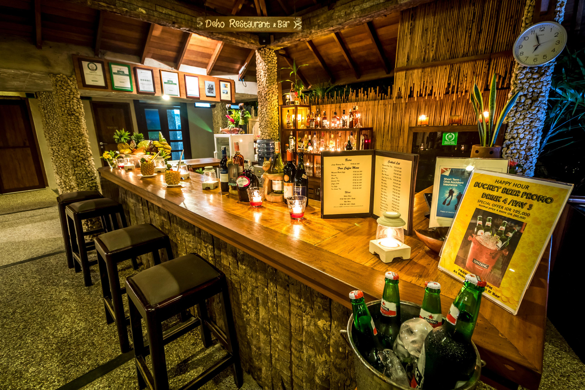 Bar/Salón Cocotinos Manado a Boutique Dive Resort & Spa