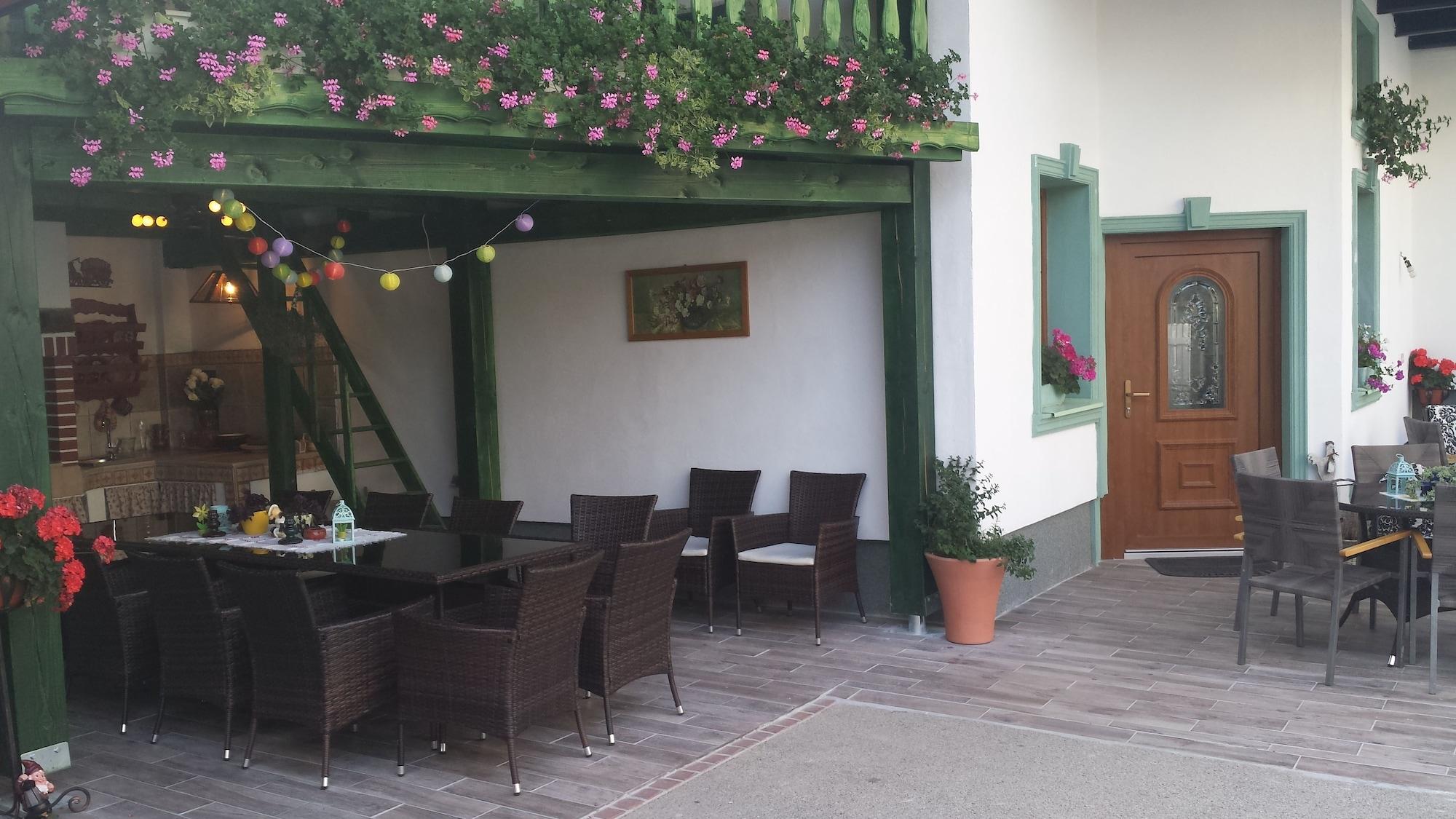Restaurant Hostel Mama's House