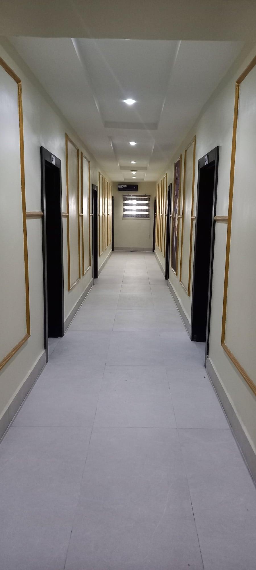 Varios Pecos Place Hotel & Suite