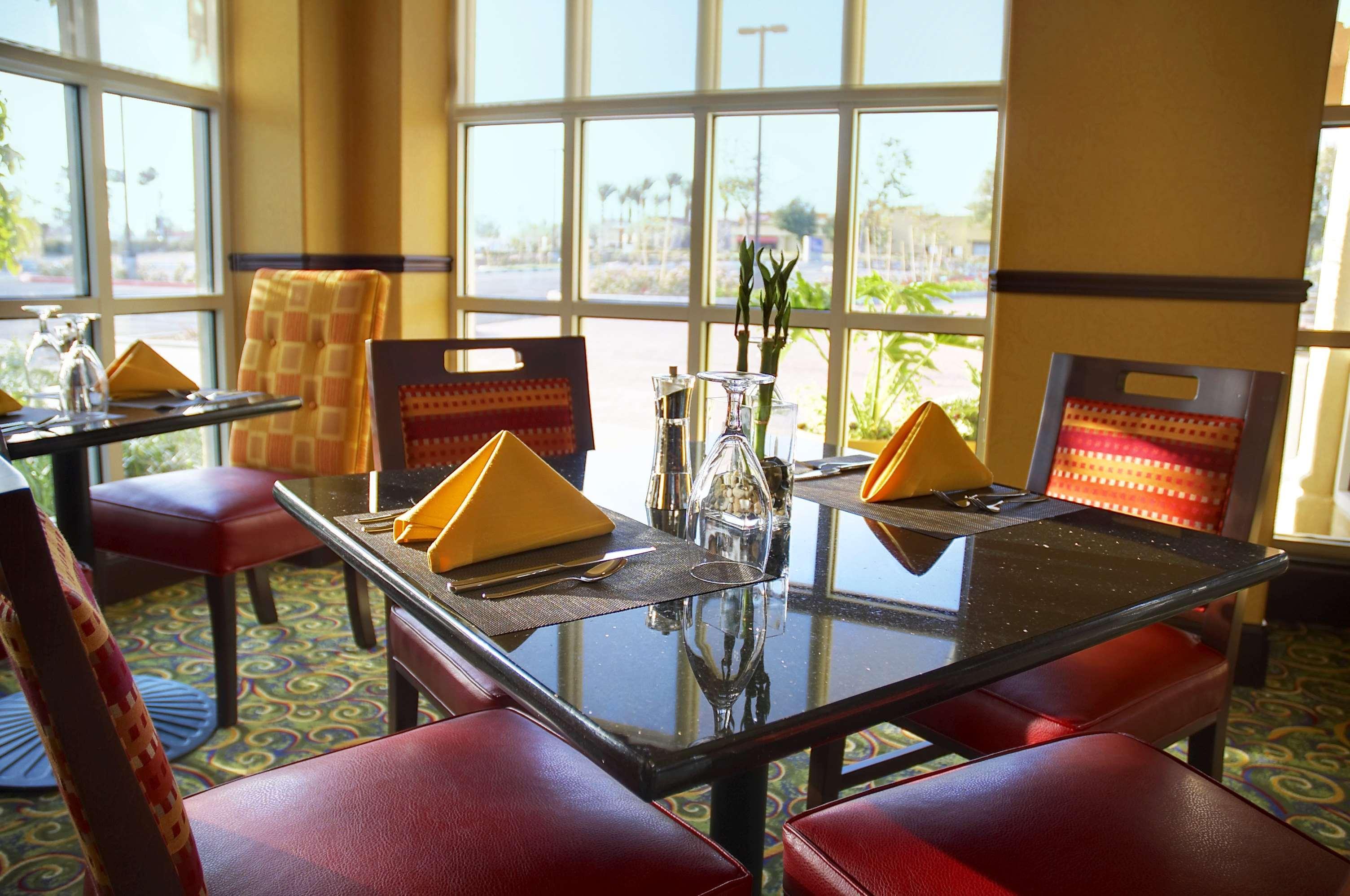 Restaurant Hilton Garden Inn Fontana