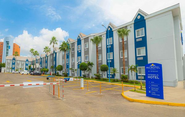 Microtel Inn & Suites by Wyndham Culiacan