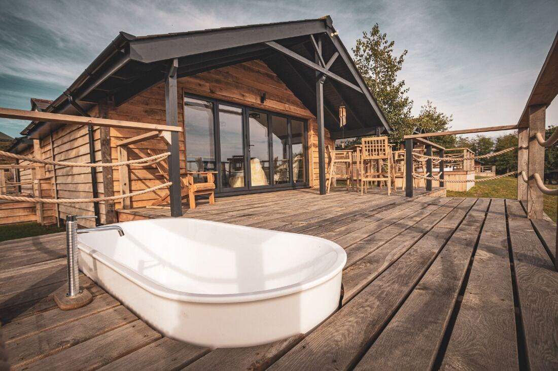Varios Zen Jungle Retreat