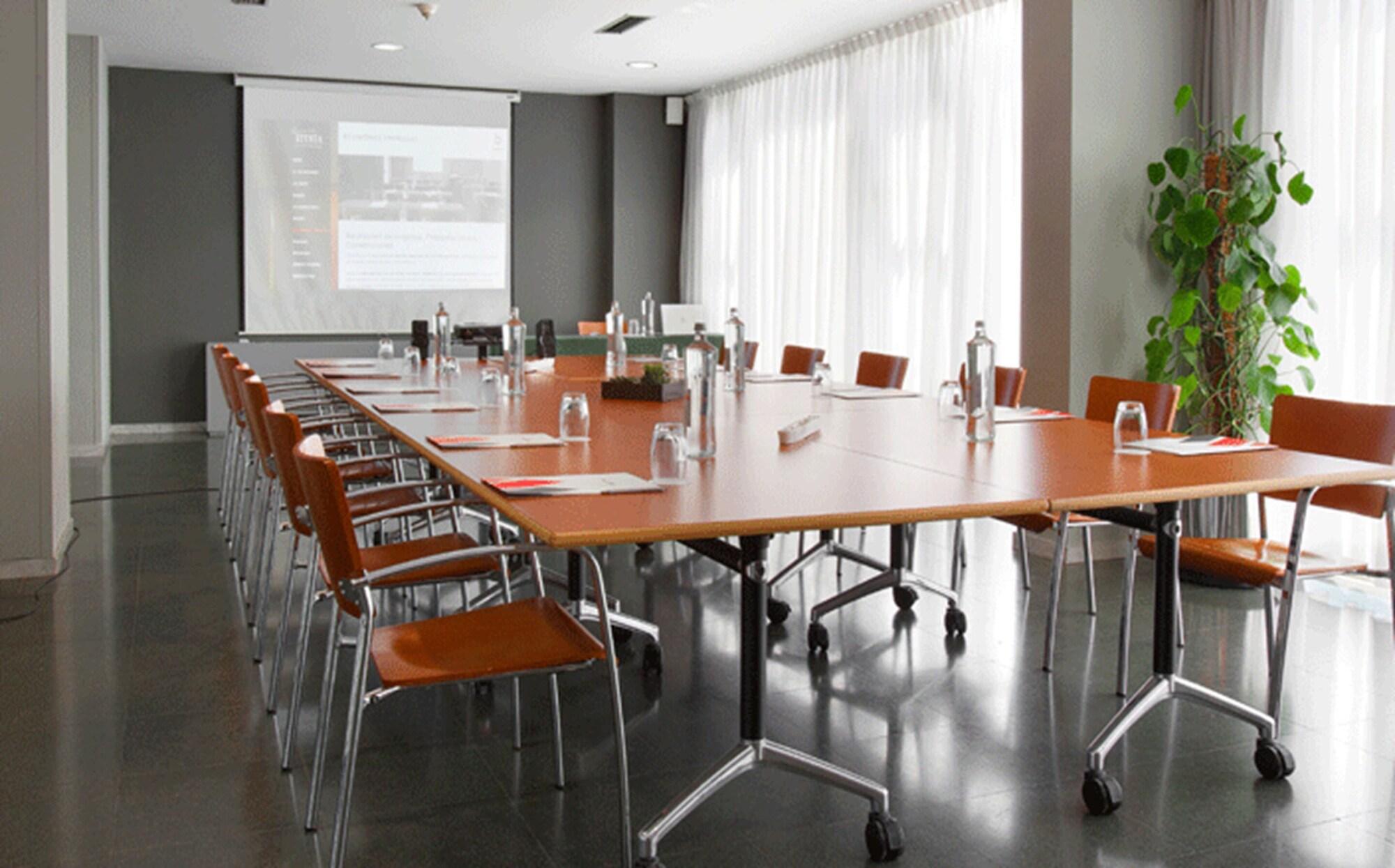 Sala de Reuniones Aparthotel Atenea Barcelona
