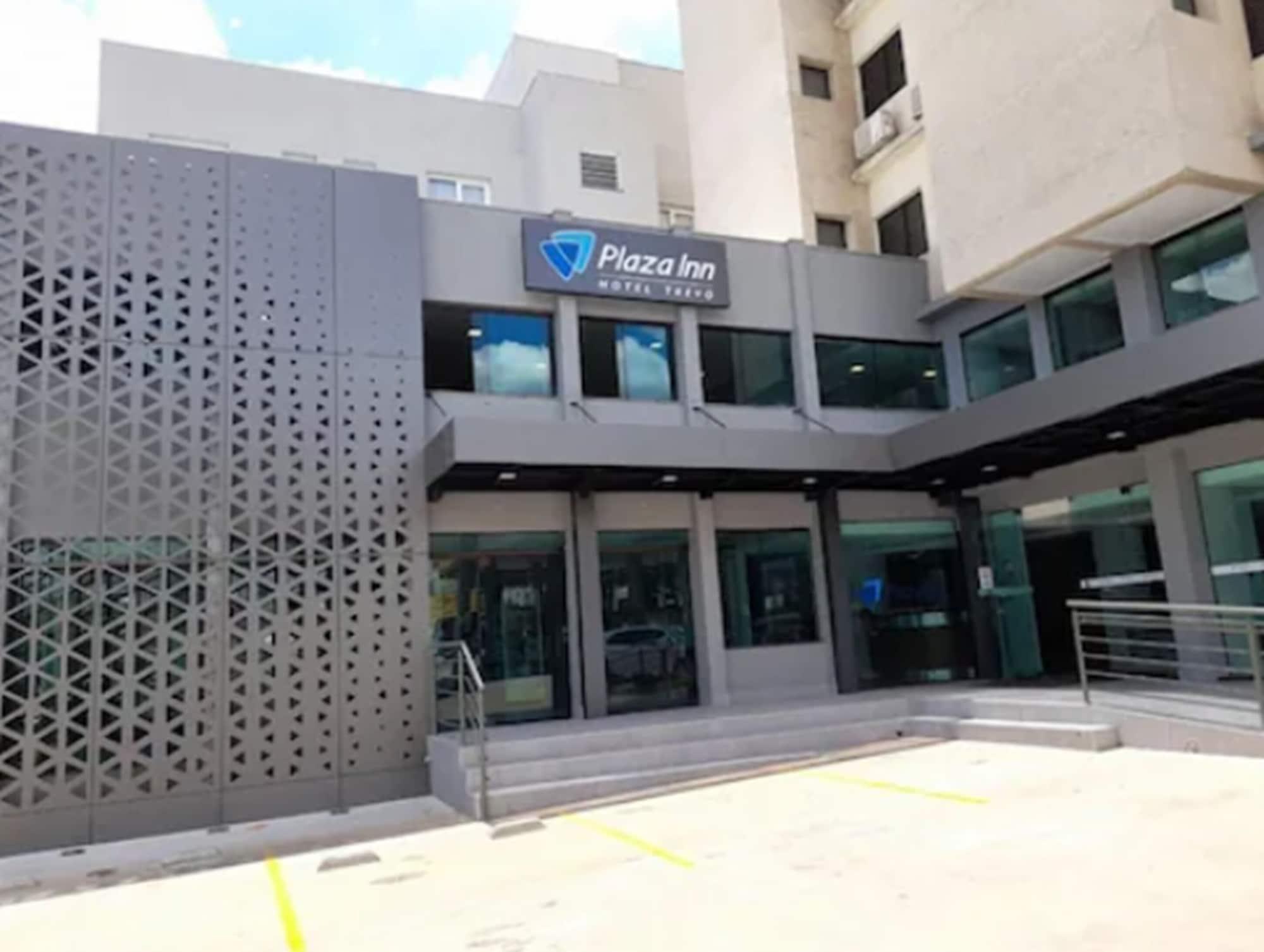 Vista Exterior Plaza Inn Trevo Sorocaba