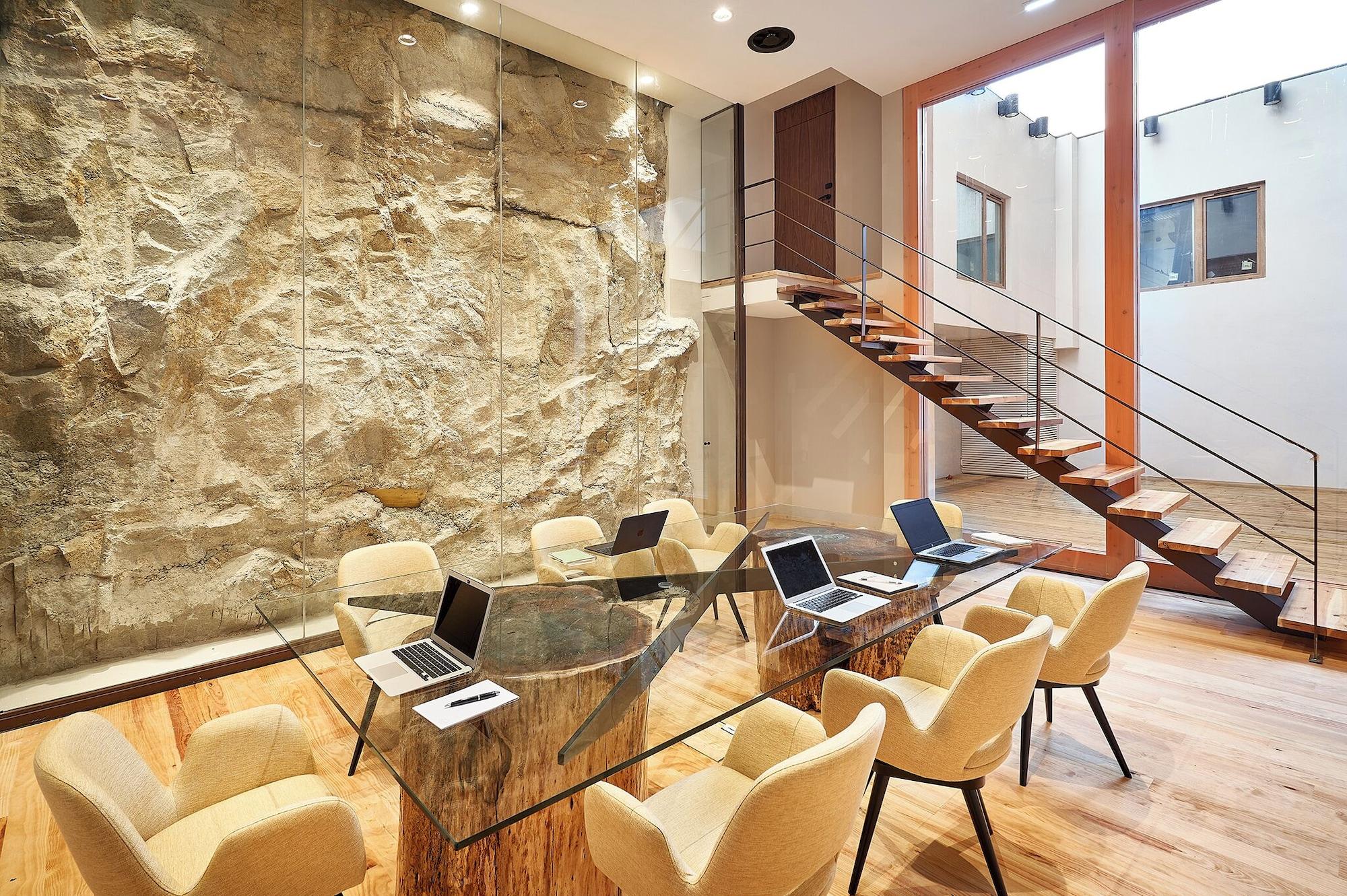 Sala de Reuniones The Log Porto Hotel by Piamonte Hotels