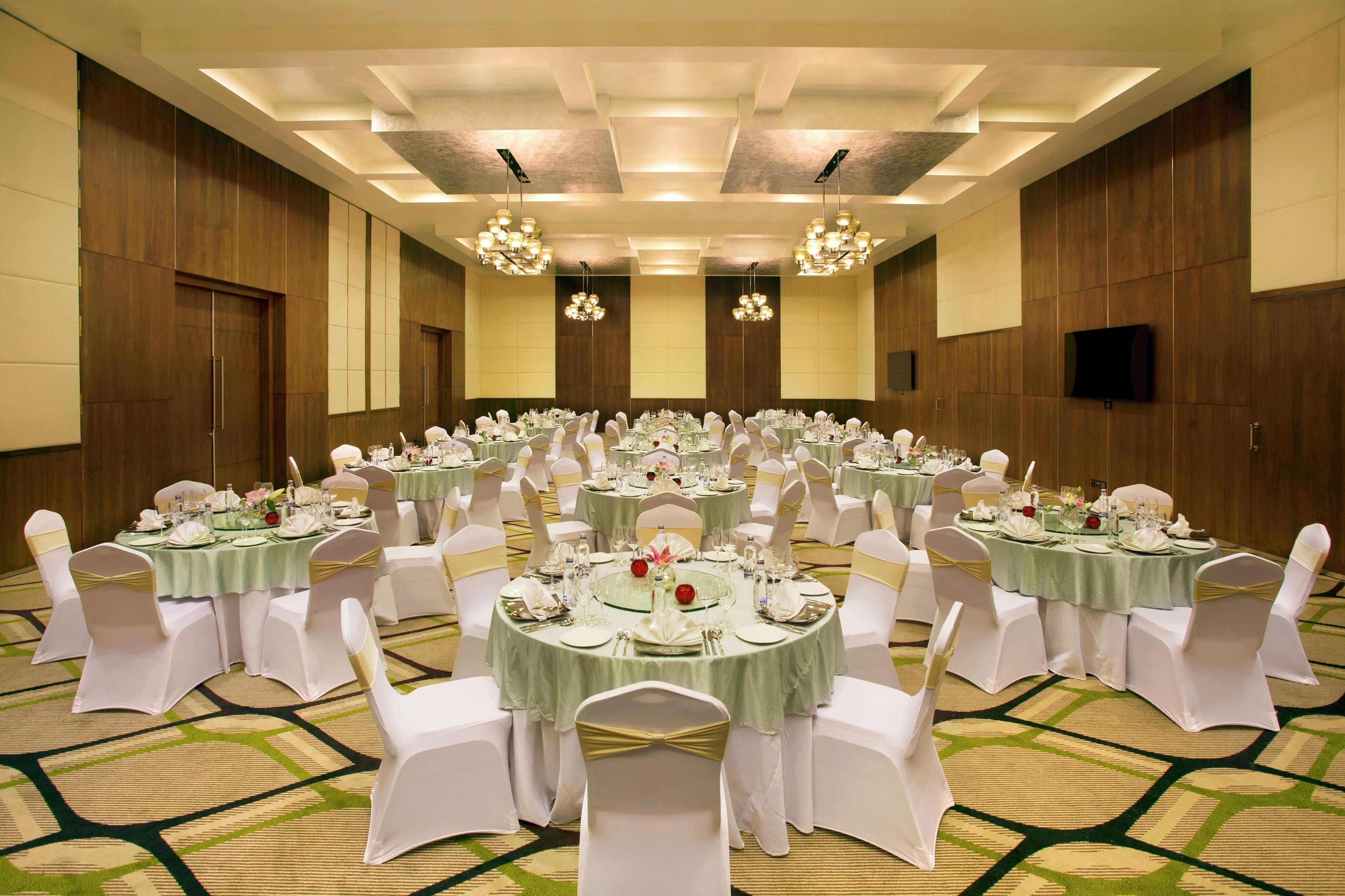 Restaurant Hilton Garden Inn Trivandrum