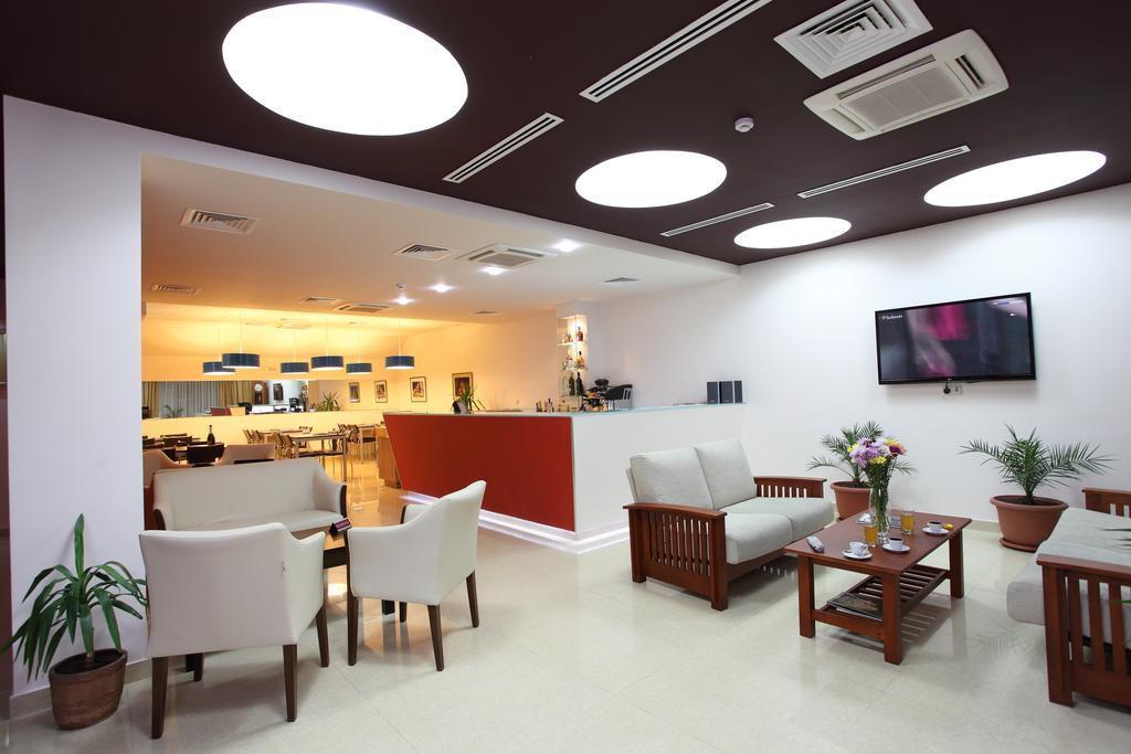 Bar/Salón Cascade Hotel