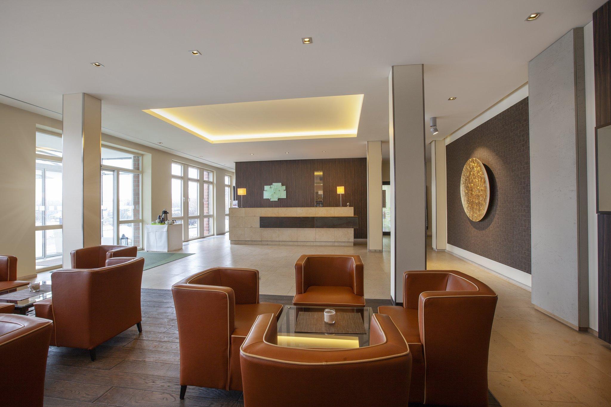 Vista Lobby Willow Hotel Restaurant