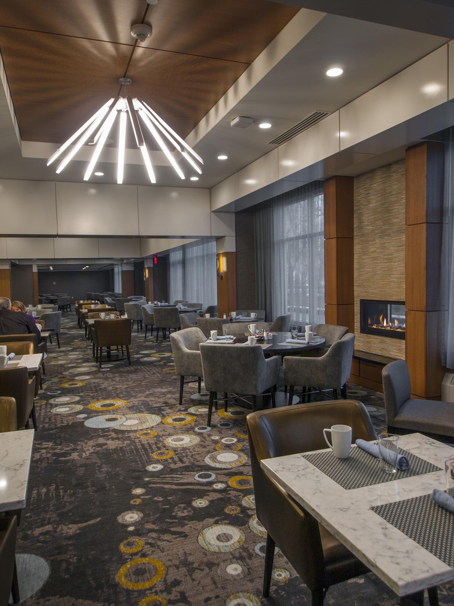 Restaurant DoubleTree by Hilton Hotel Niagara Falls New York
