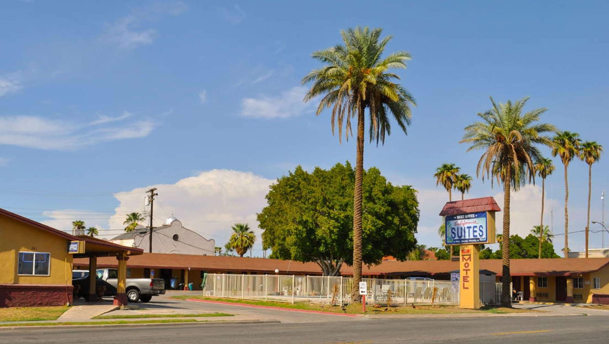 Varios California Suites Motel