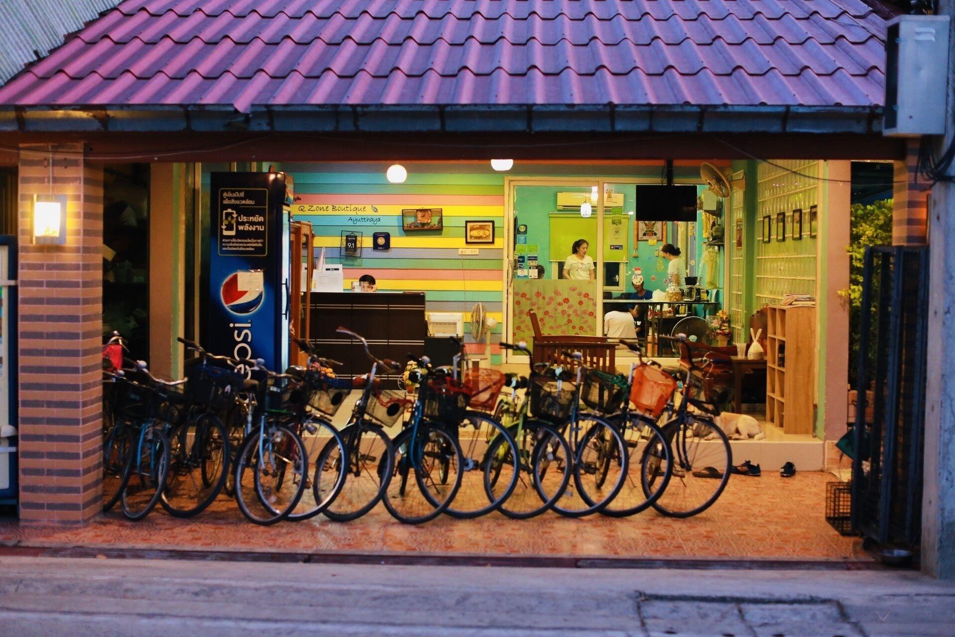 Vista Lobby Q Zone Boutique