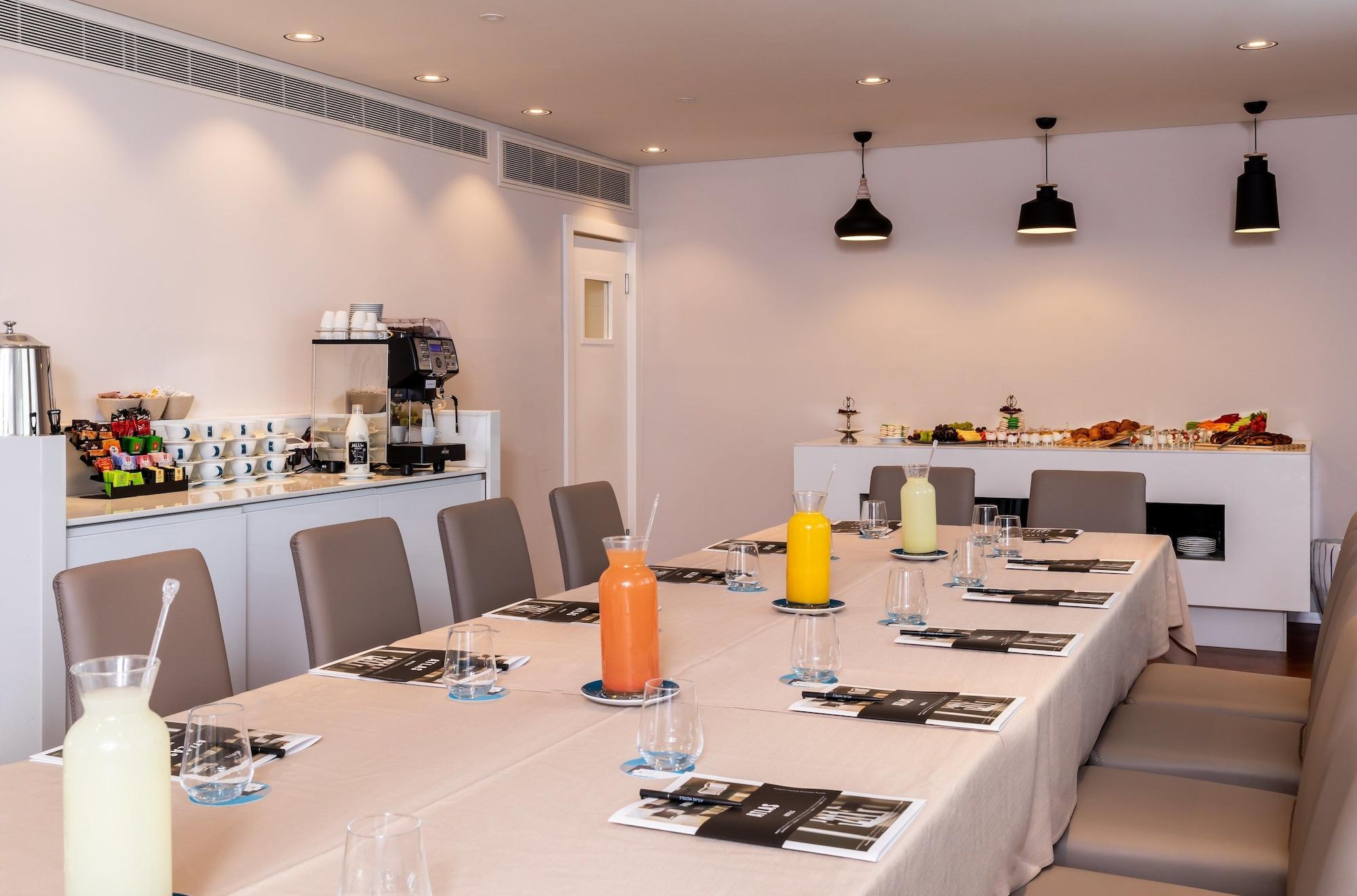 Sala de Reuniones Tal by the Beach - an Atlas Boutique Hotel