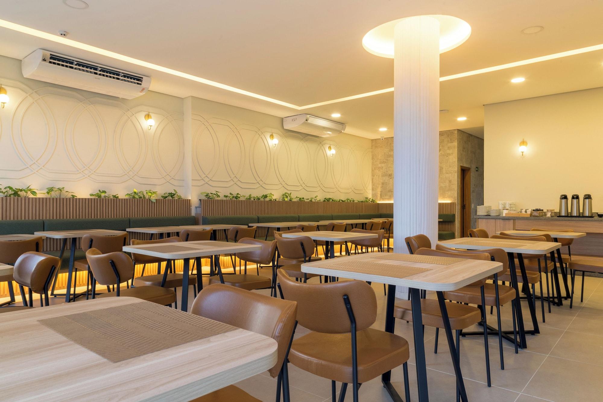 Restaurant Hotel Varsóvia Ltda