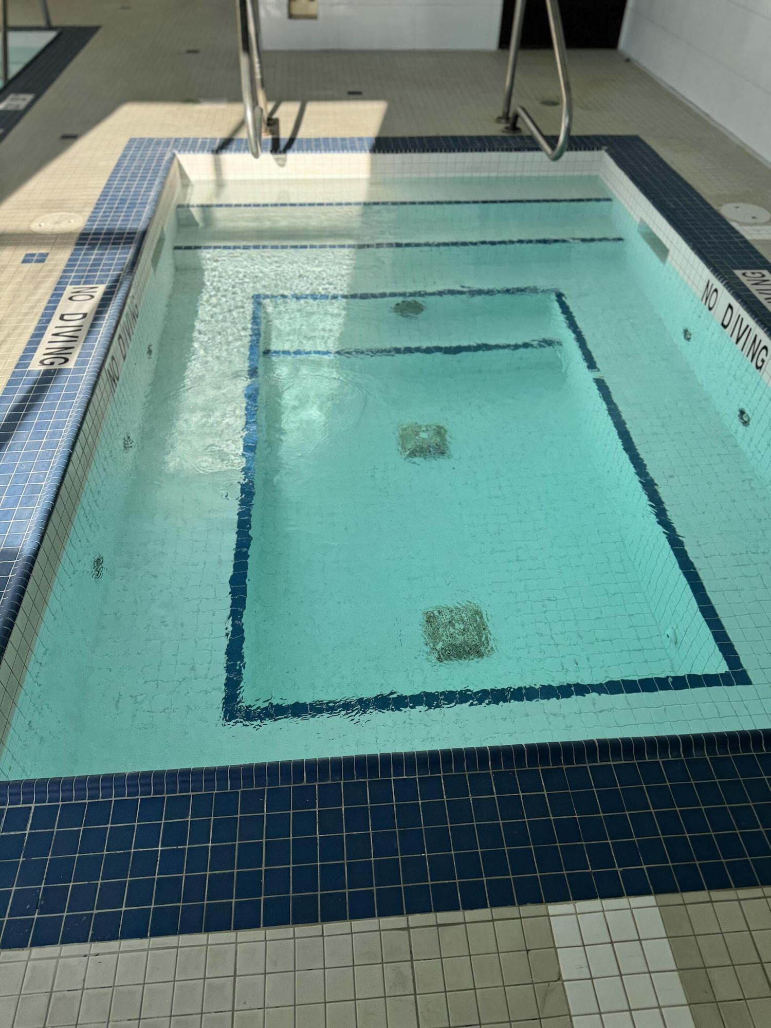 Spa Best Western Plus South Edmonton Inn & Suites
