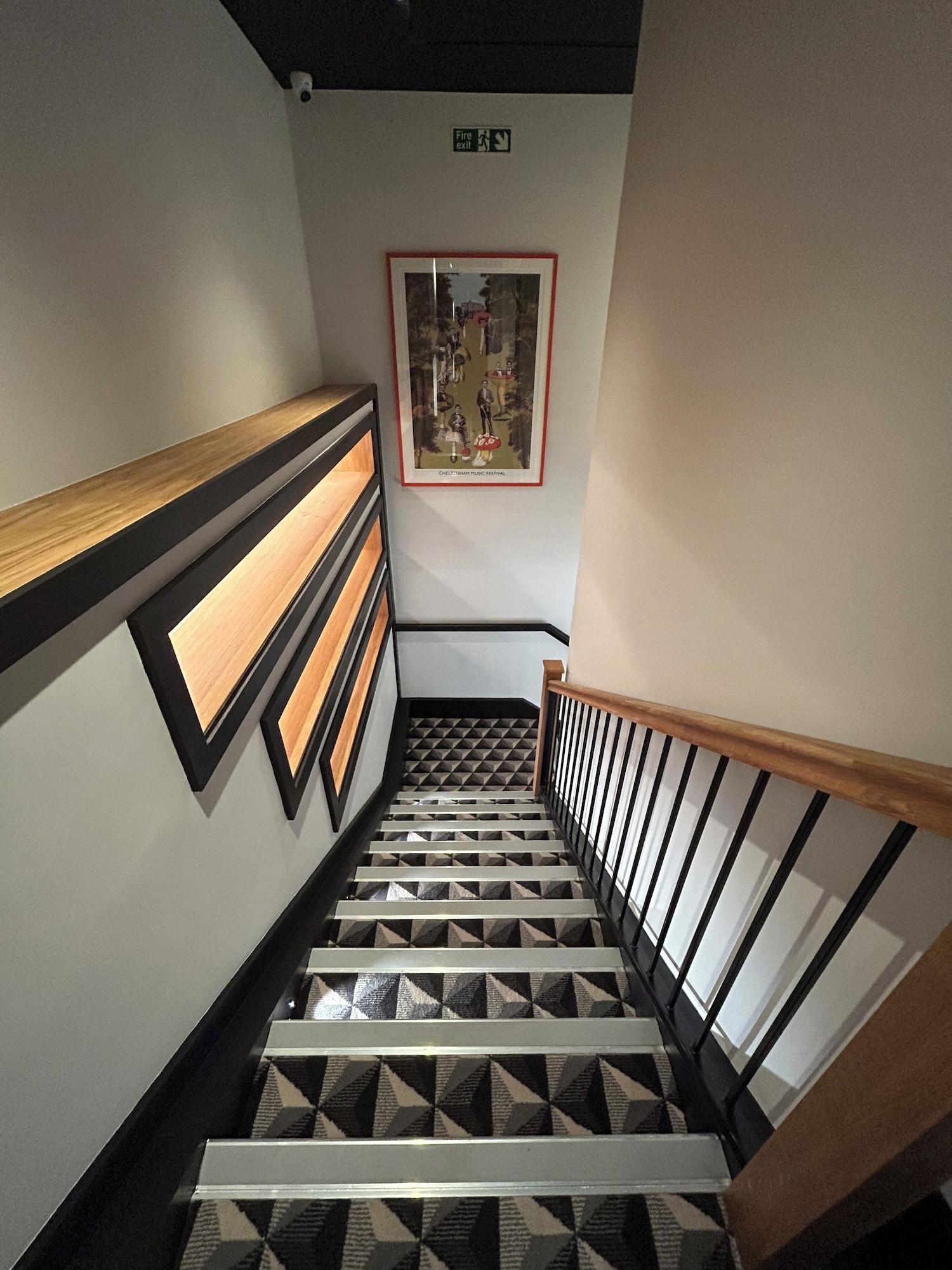 Vista Lobby Crescent Place by Mansley