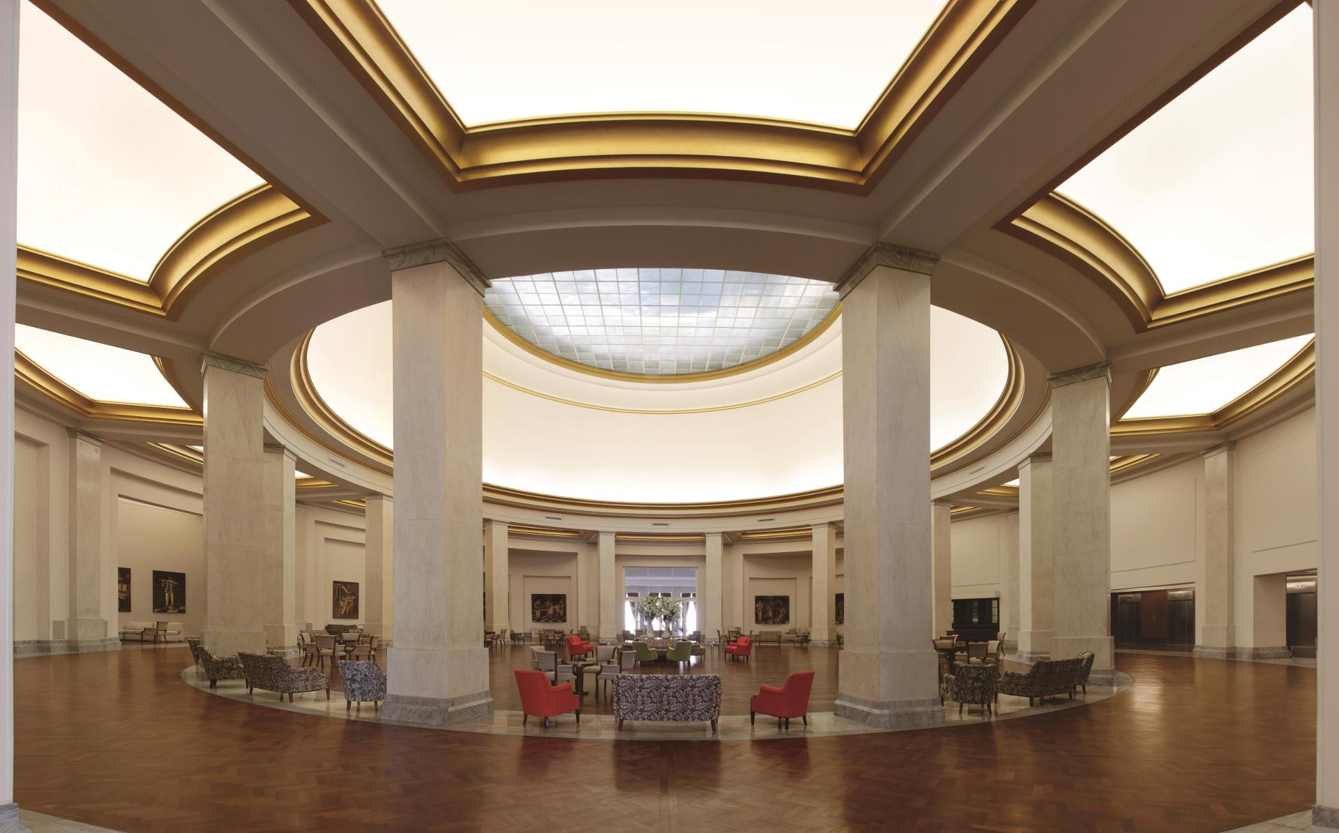 Vista Lobby NH Gran Hotel Provincial