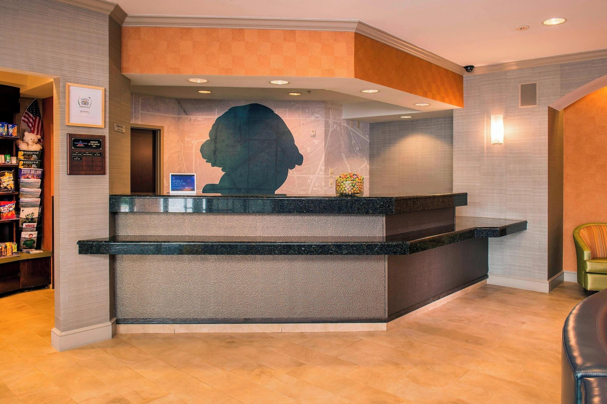 Vista Lobby Springhill Suites by Marriott State College